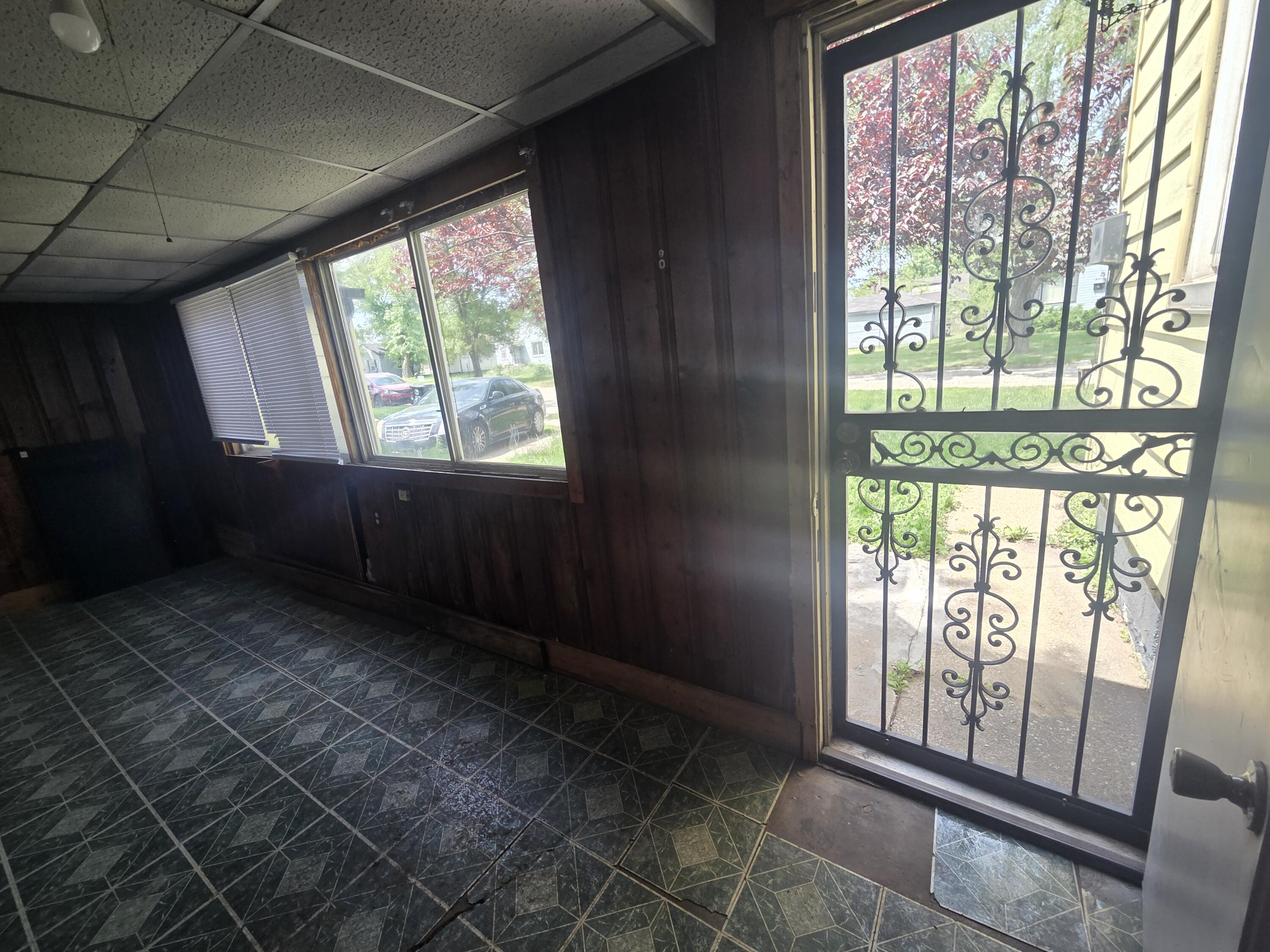 201 Johnson Street, Gary, IN 46402; Image #10
