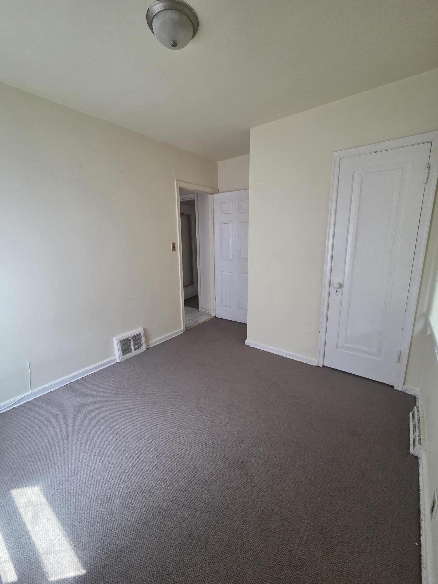 201 Johnson Street, Gary, IN 46402; Image #7