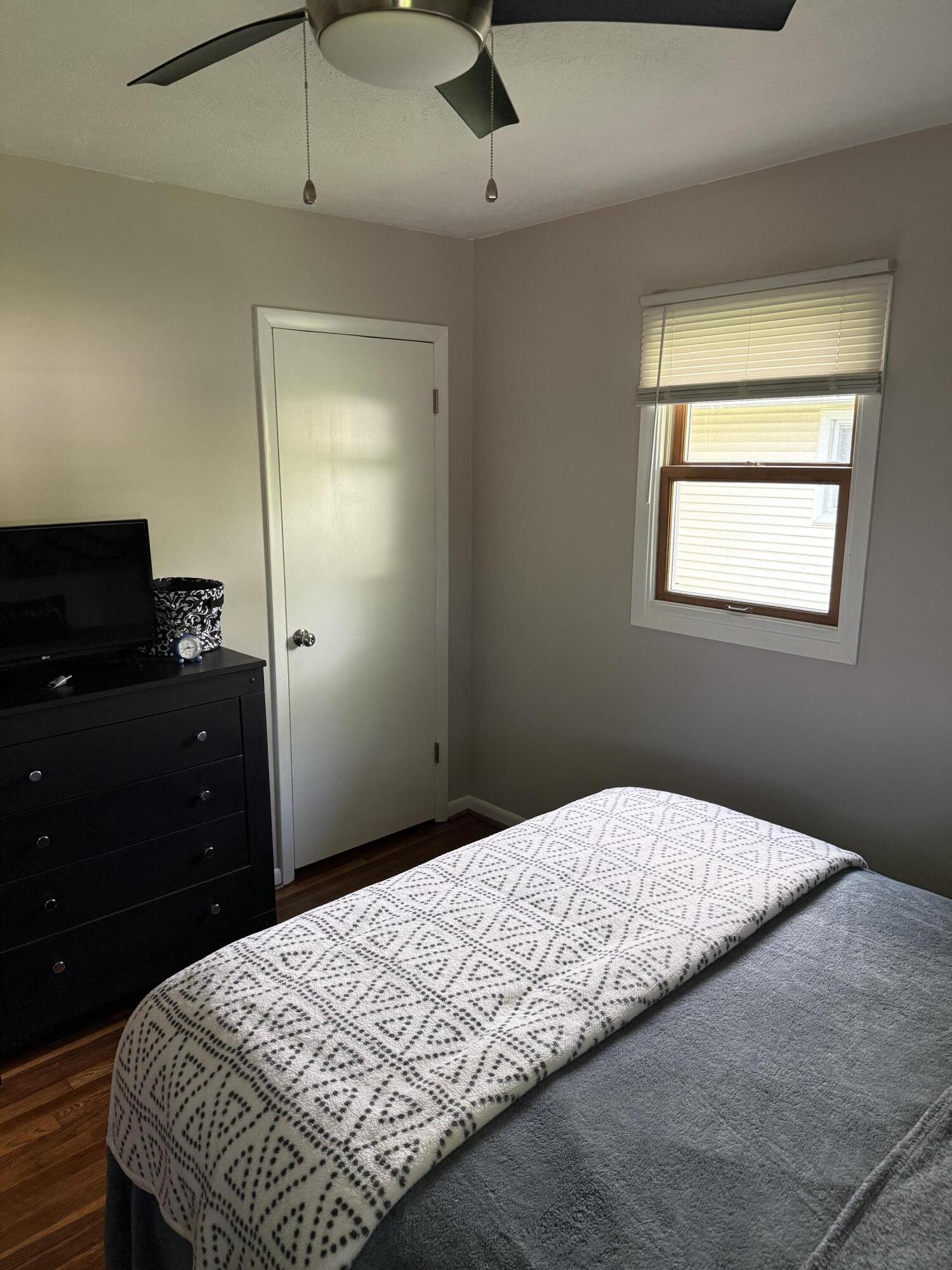 7727 Dakota Street, Merrillville, IN 46410; Image #20