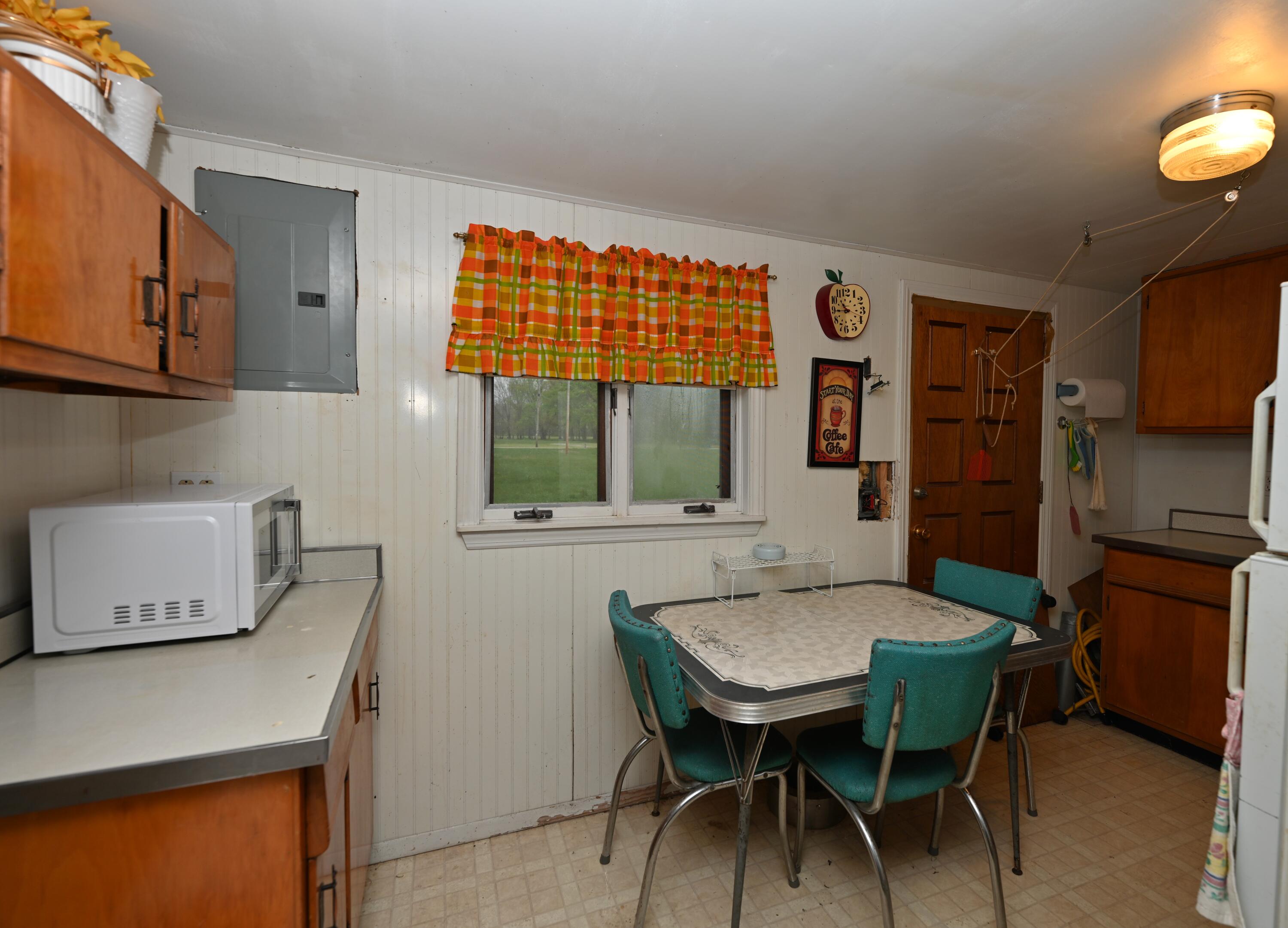 140 S 700 E, Knox, IN 46534; Image #18