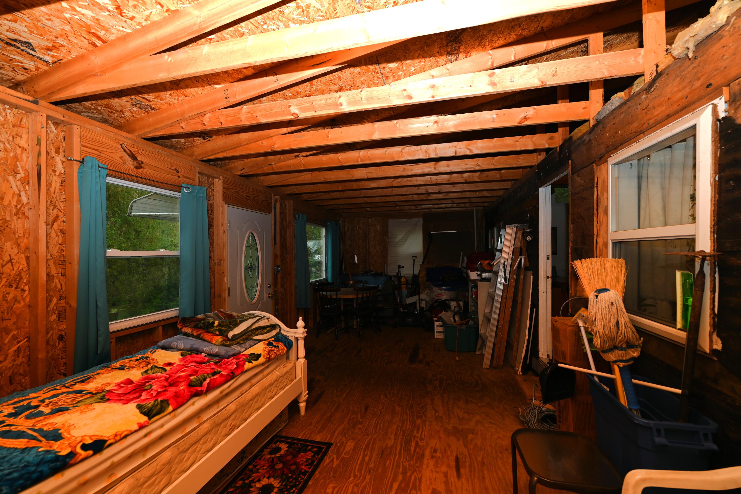 140 S 700 E, Knox, IN 46534; Image #29