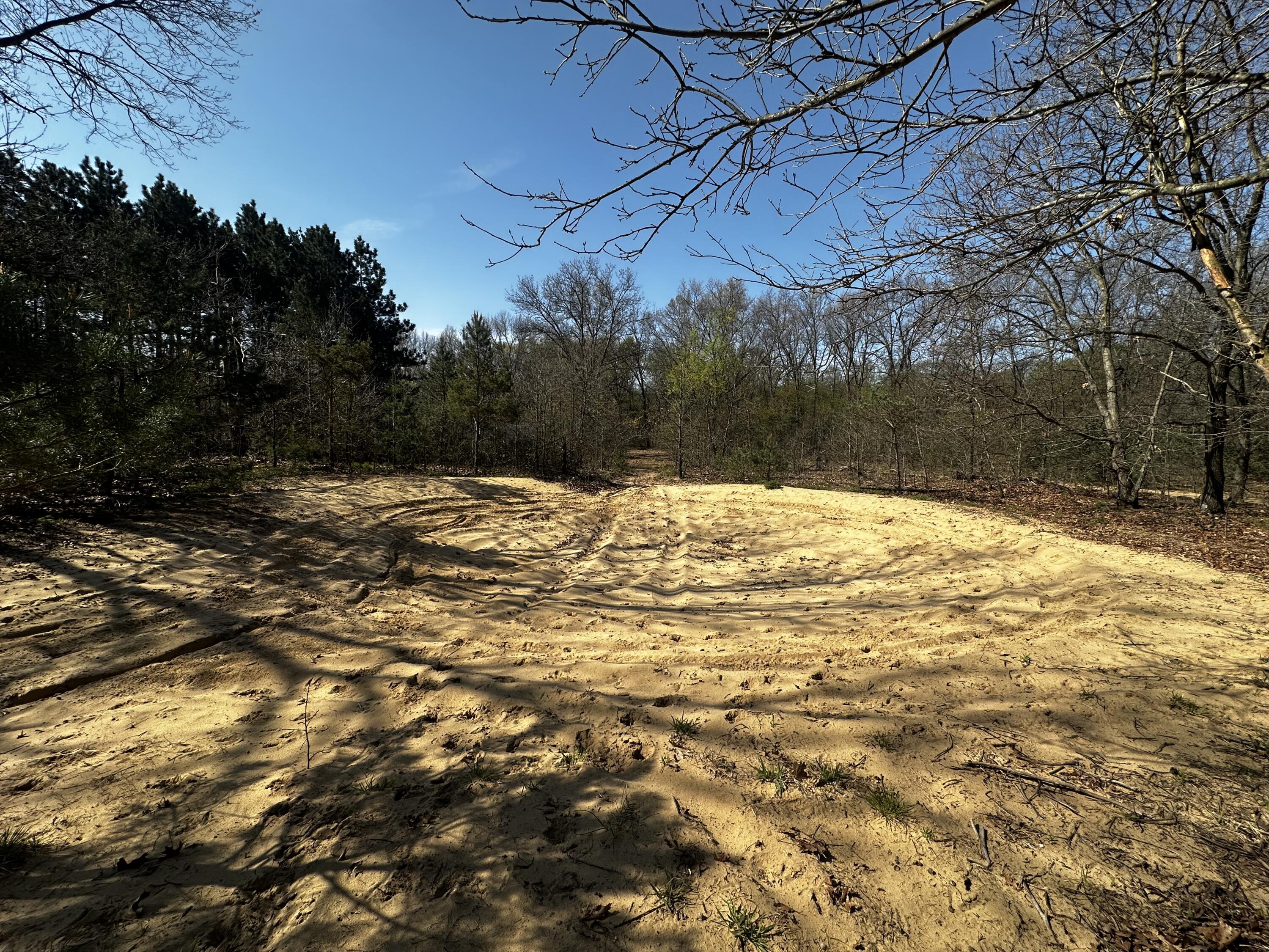140 S 700 E, Knox, IN 46534; Image #32