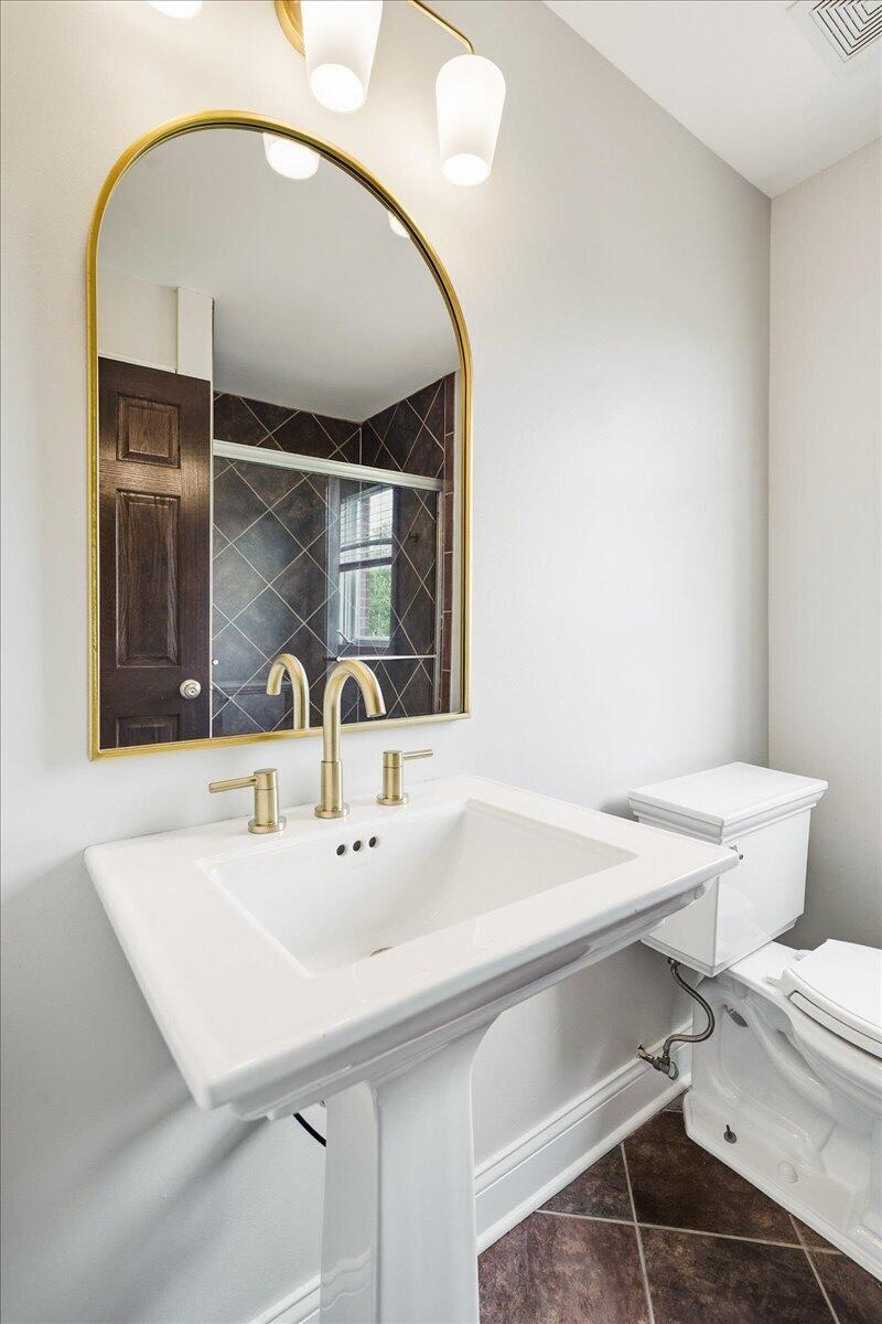 10407 Golden Arch Avenue, St. John, IN 46373; Image #20