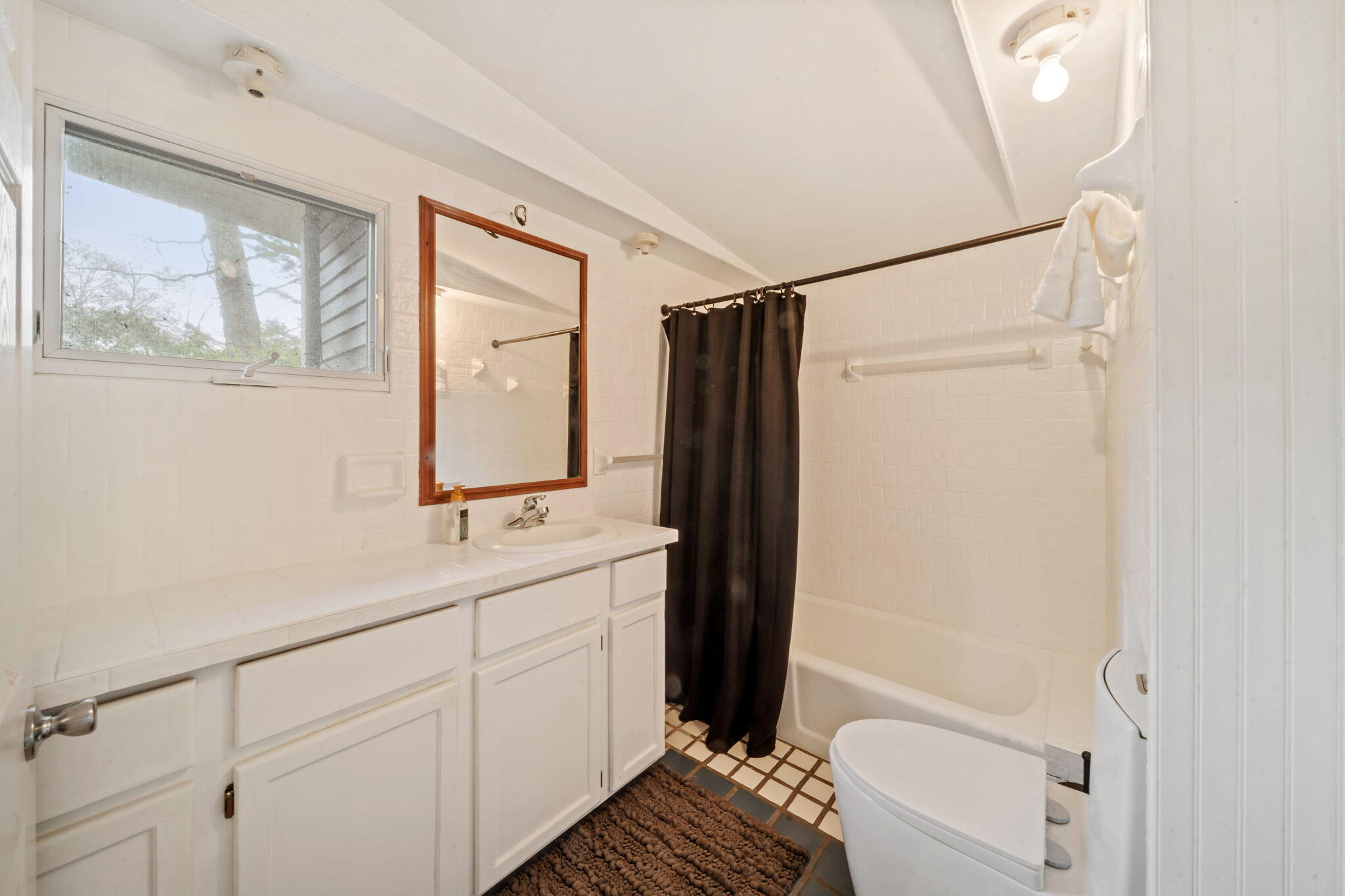 223 Shady Oak Drive, Michigan City, IN 46360; Image #12