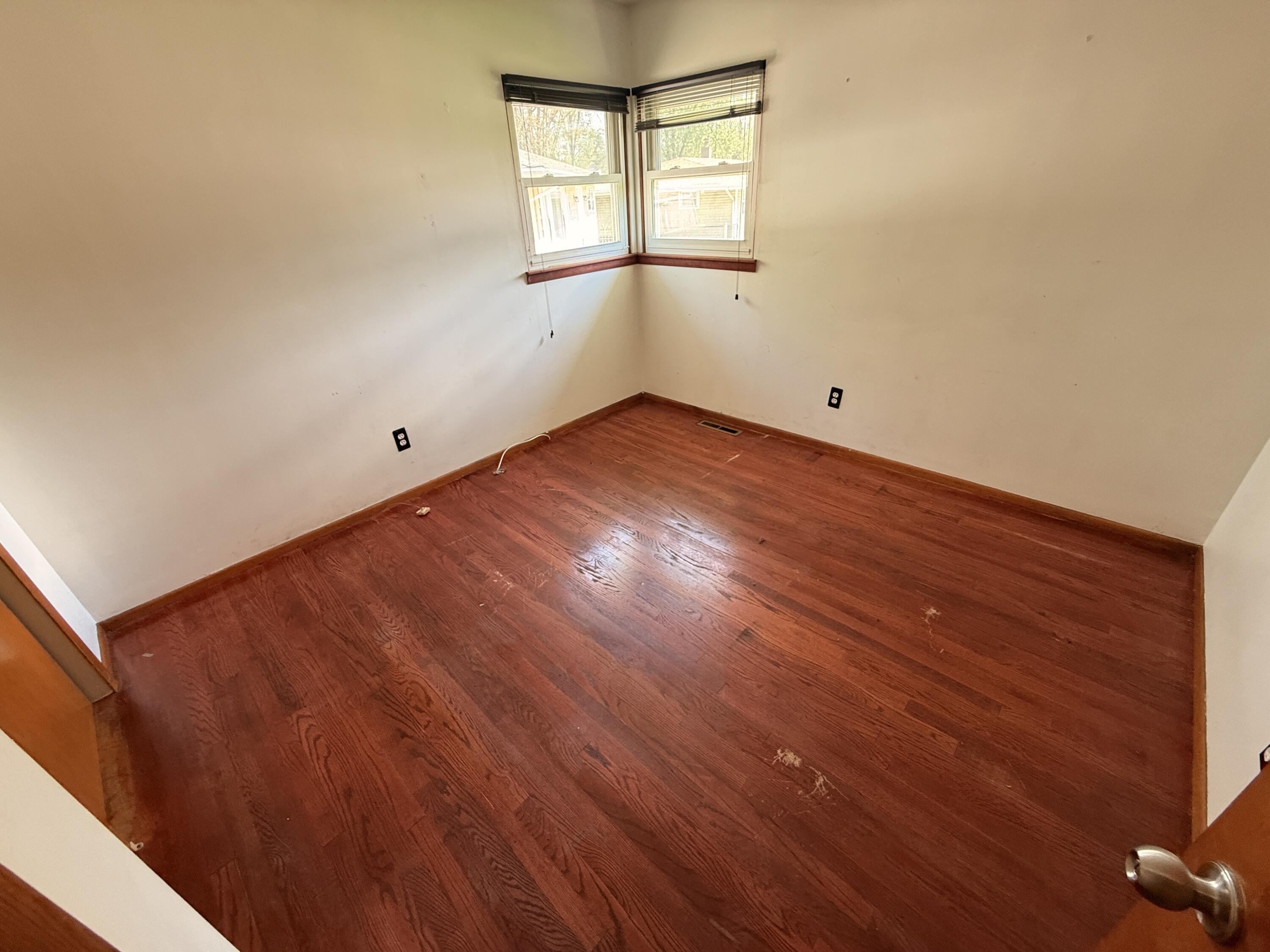 944 W 54th Place, Merrillville, IN 46410; Image #3