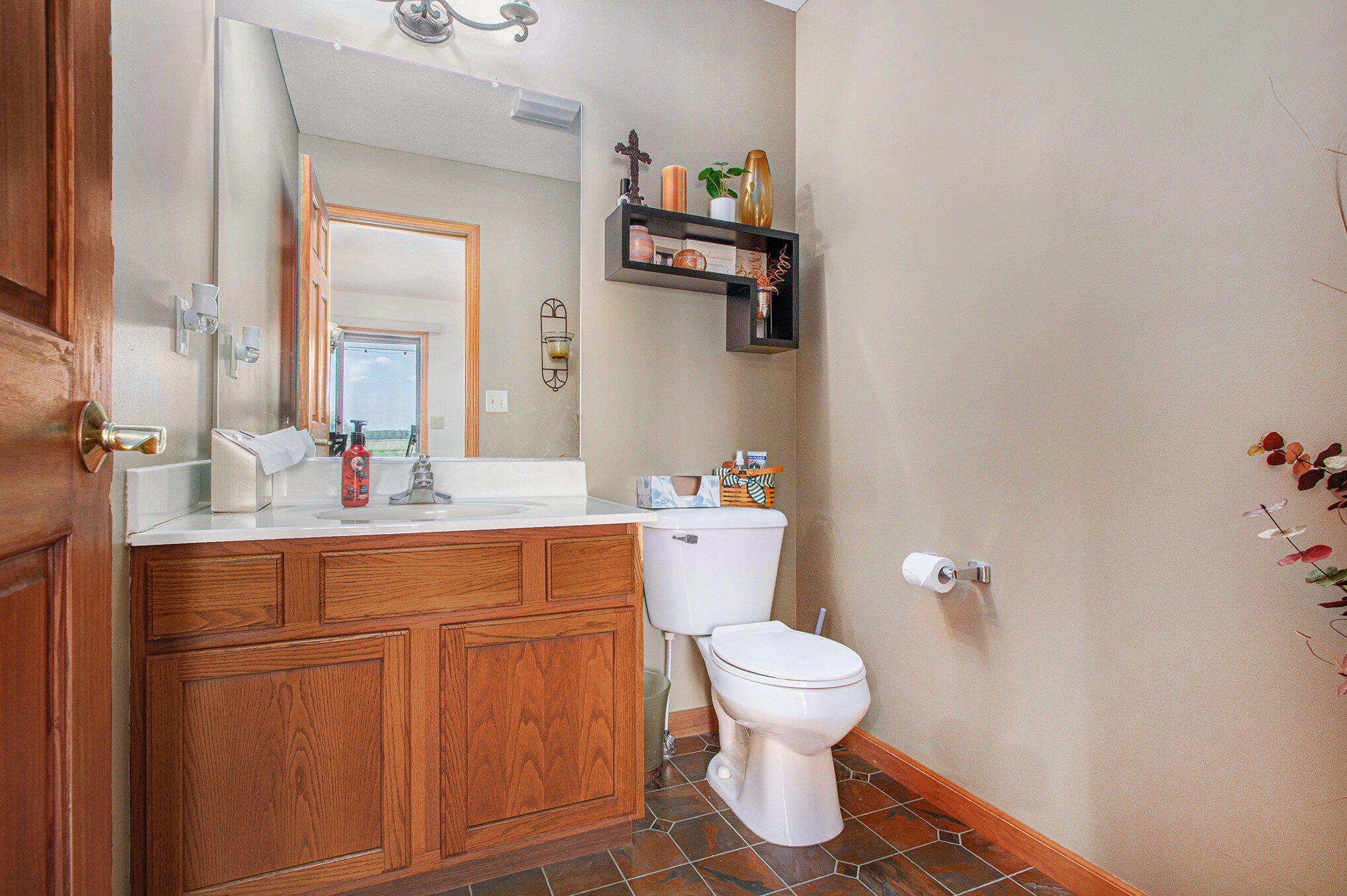 1139 S 500 W, La Porte, IN 46350; Image #11