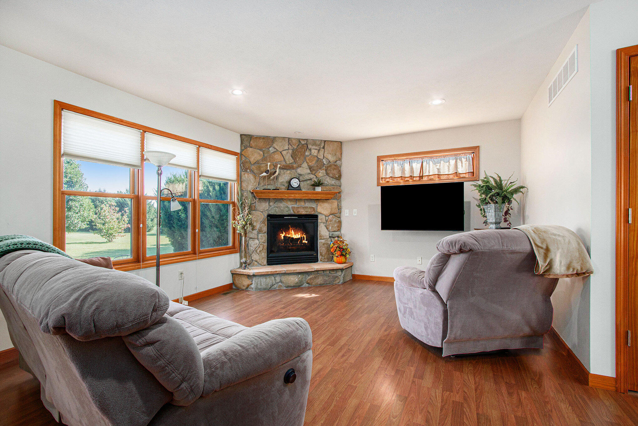1139 S 500 W, La Porte, IN 46350; Image #4