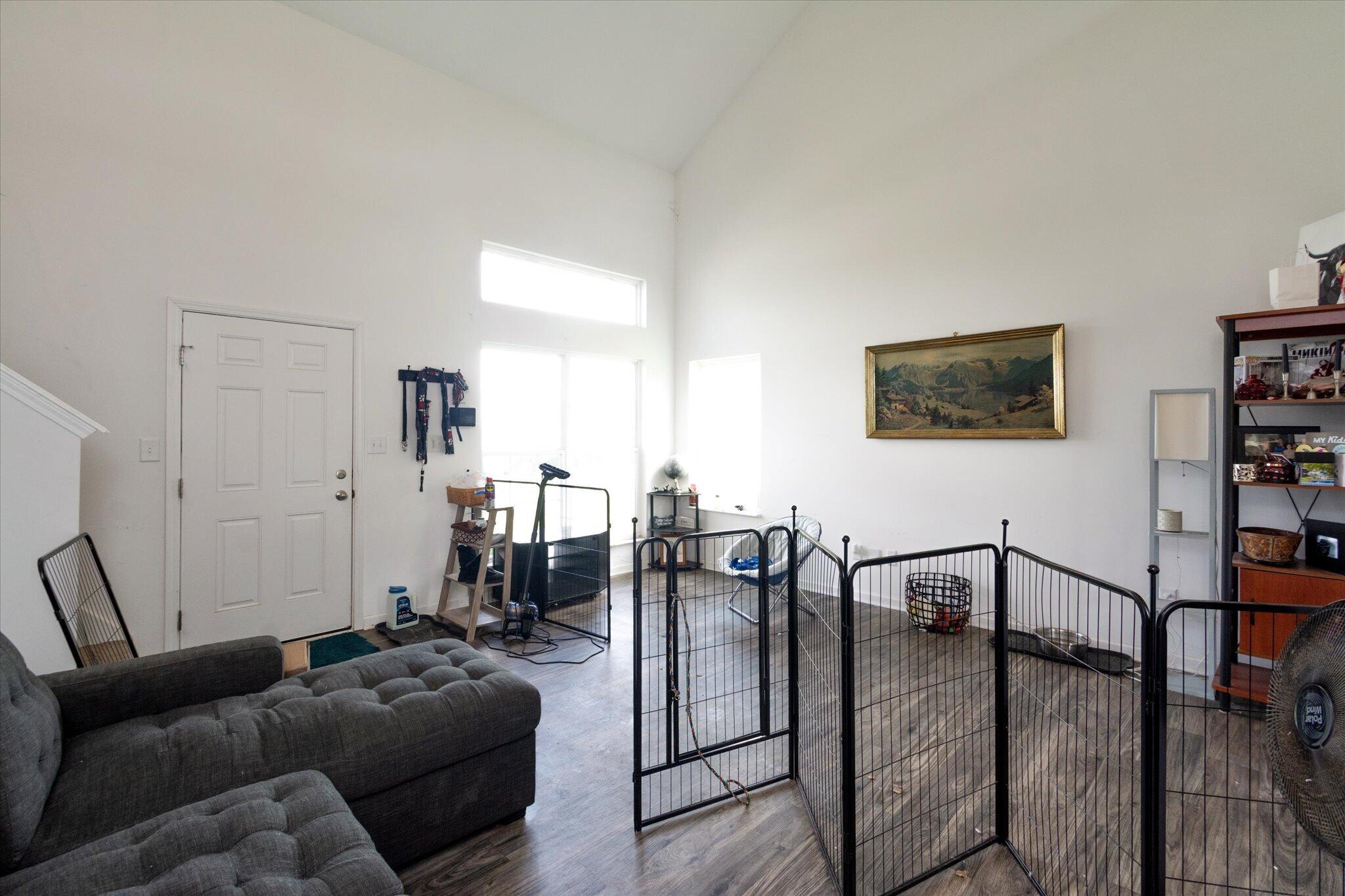 1555 N Creekwater Pass, Greenfield, IN 46140; Image #6