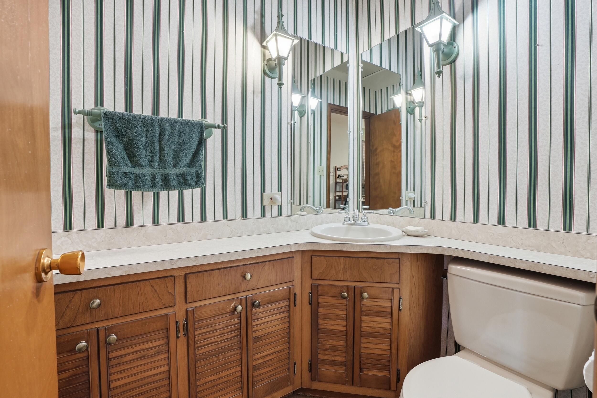 3523 41st Place, Highland, IN 46322; Image #8