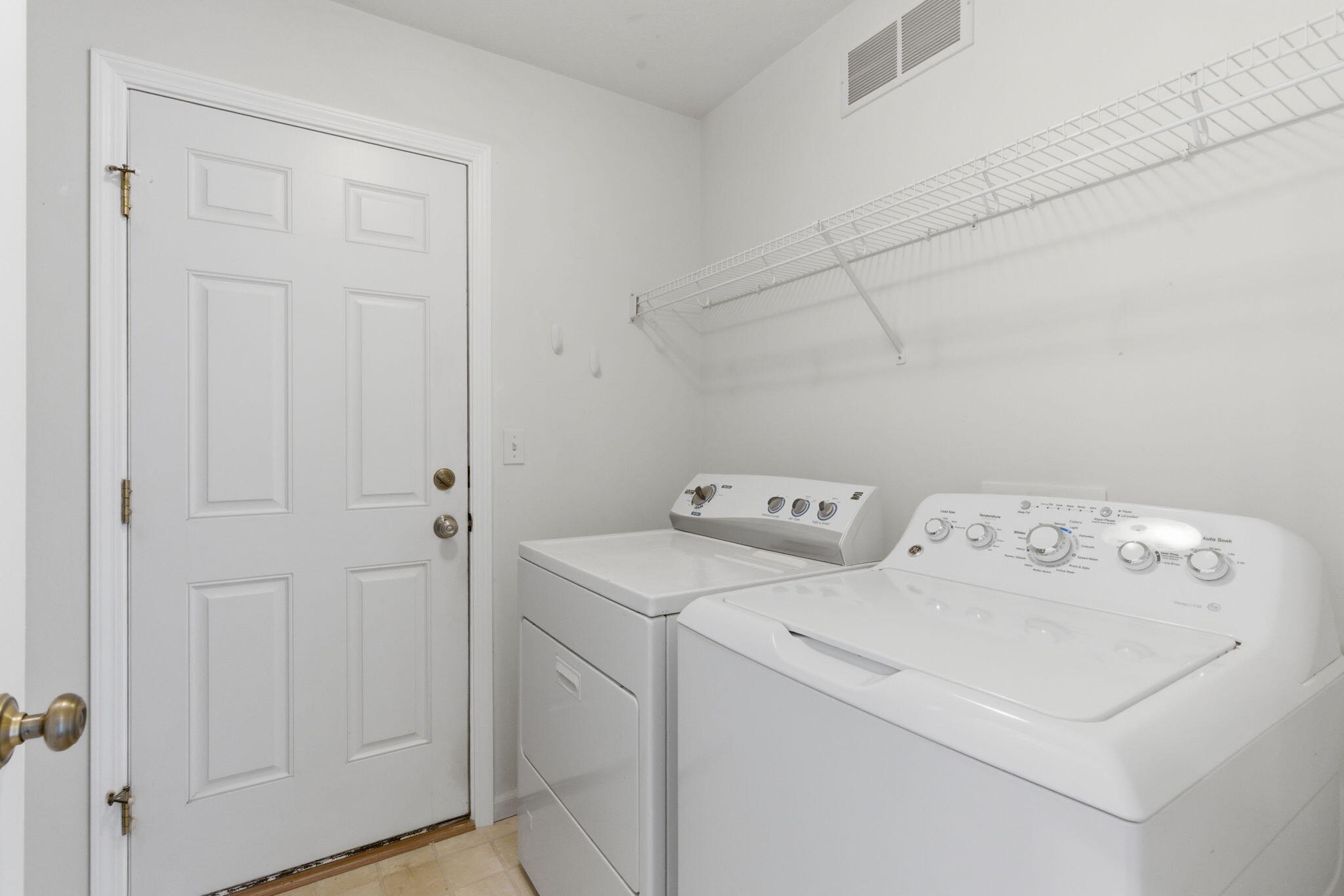 1406 Pine Creek Road, Valparaiso, IN 46383; Image #23