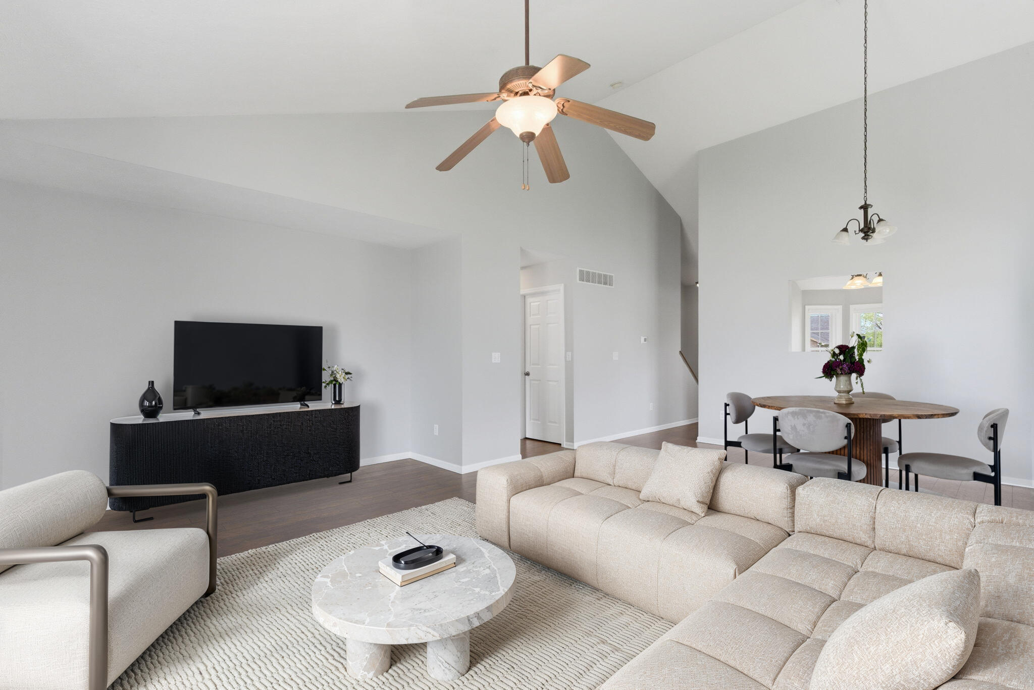 1406 Pine Creek Road, Valparaiso, IN 46383; Image #8