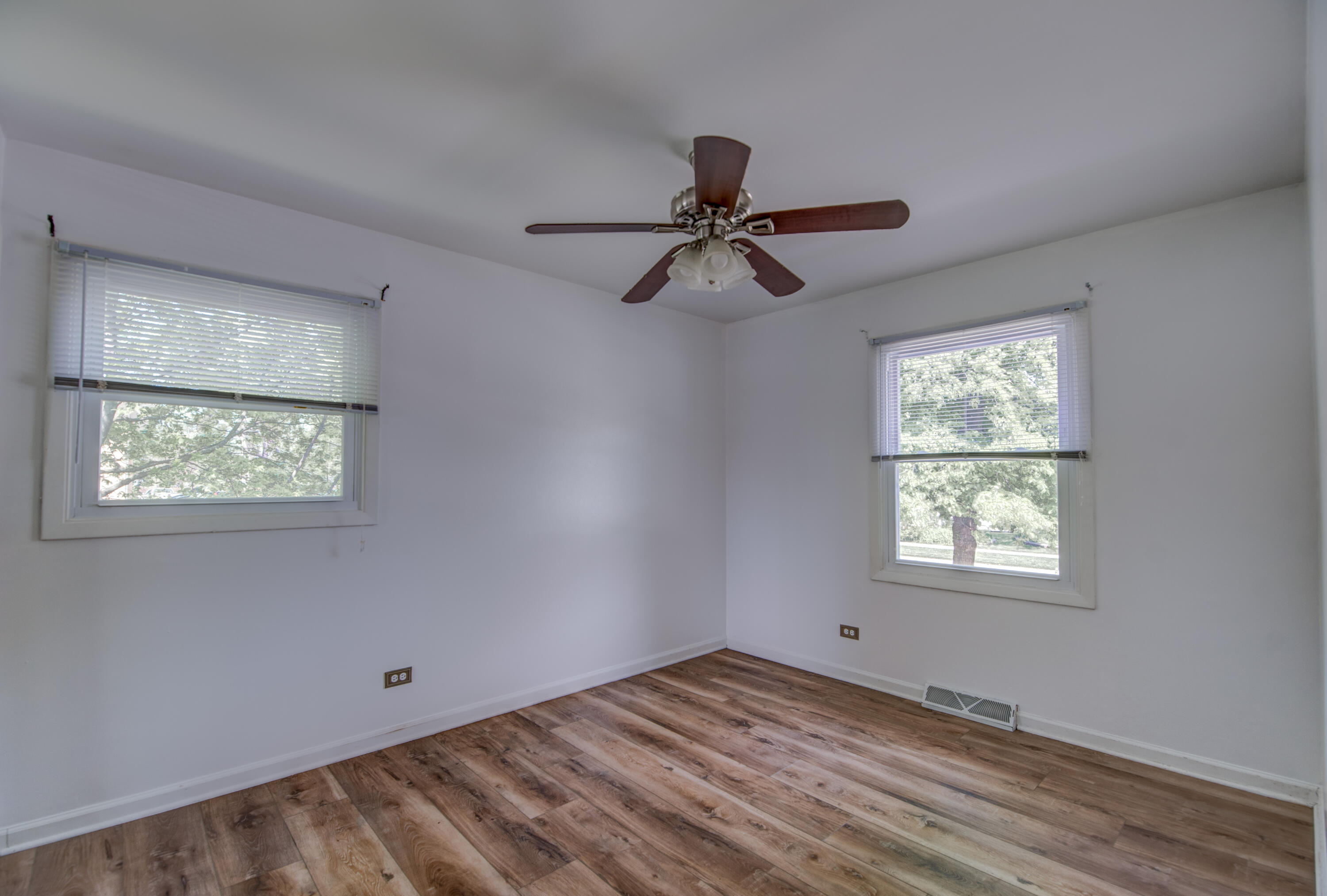 749 N Elmer Street, Griffith, IN 46319; Image #17