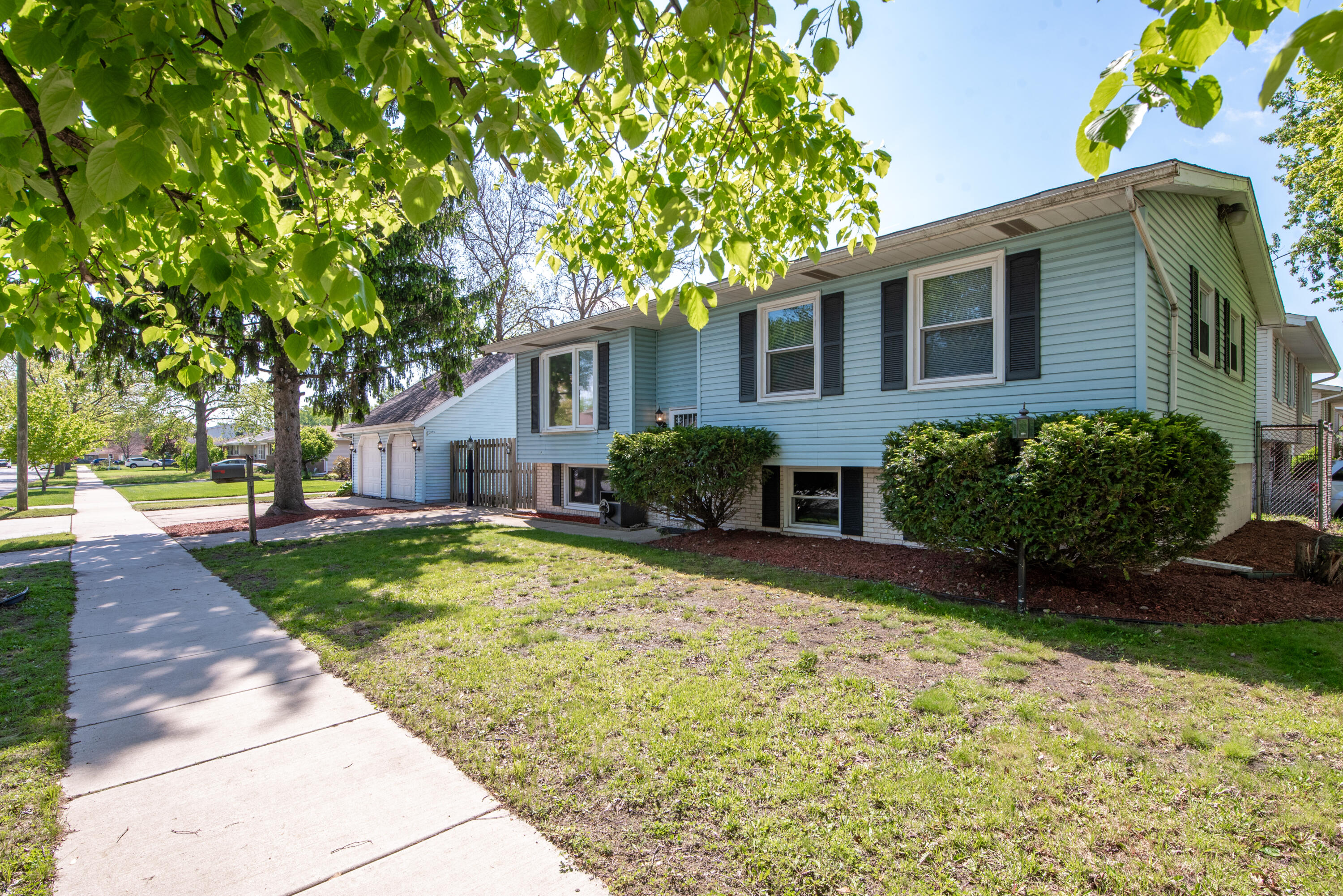 749 N Elmer Street, Griffith, IN 46319; Image #2