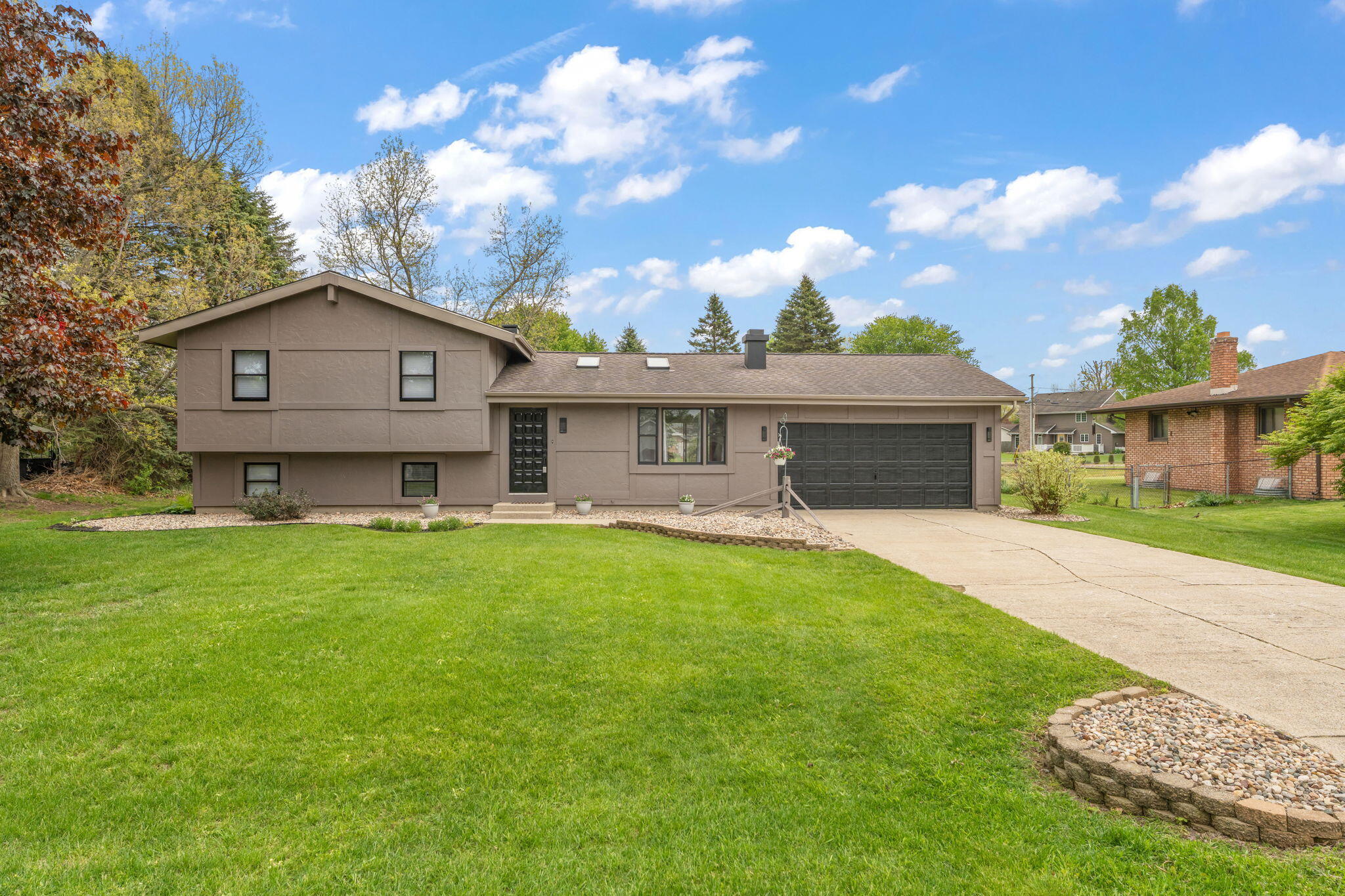 55944 Buckeye Road, Mishawaka, IN 46545; Image #2