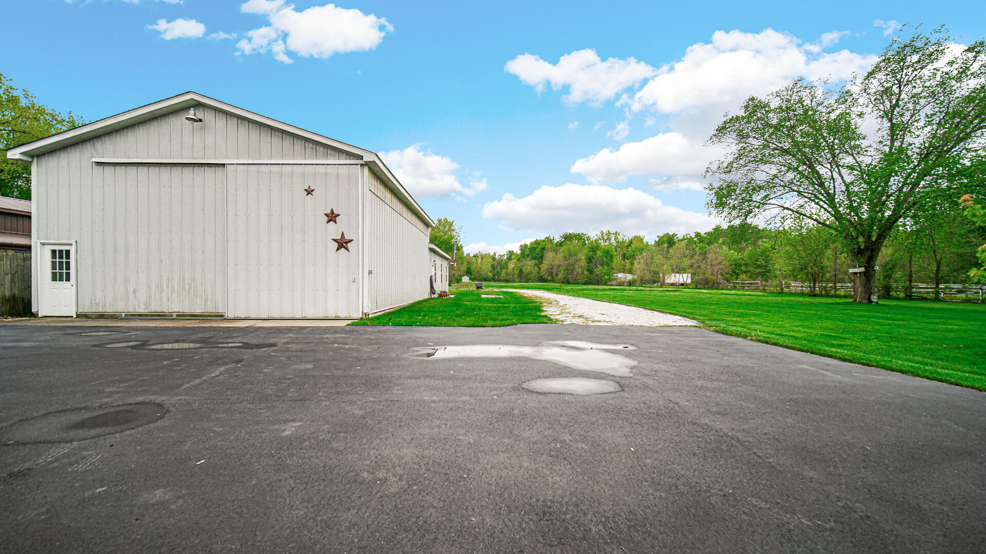 746 W 700 N, Hobart, IN 46342; Image #2