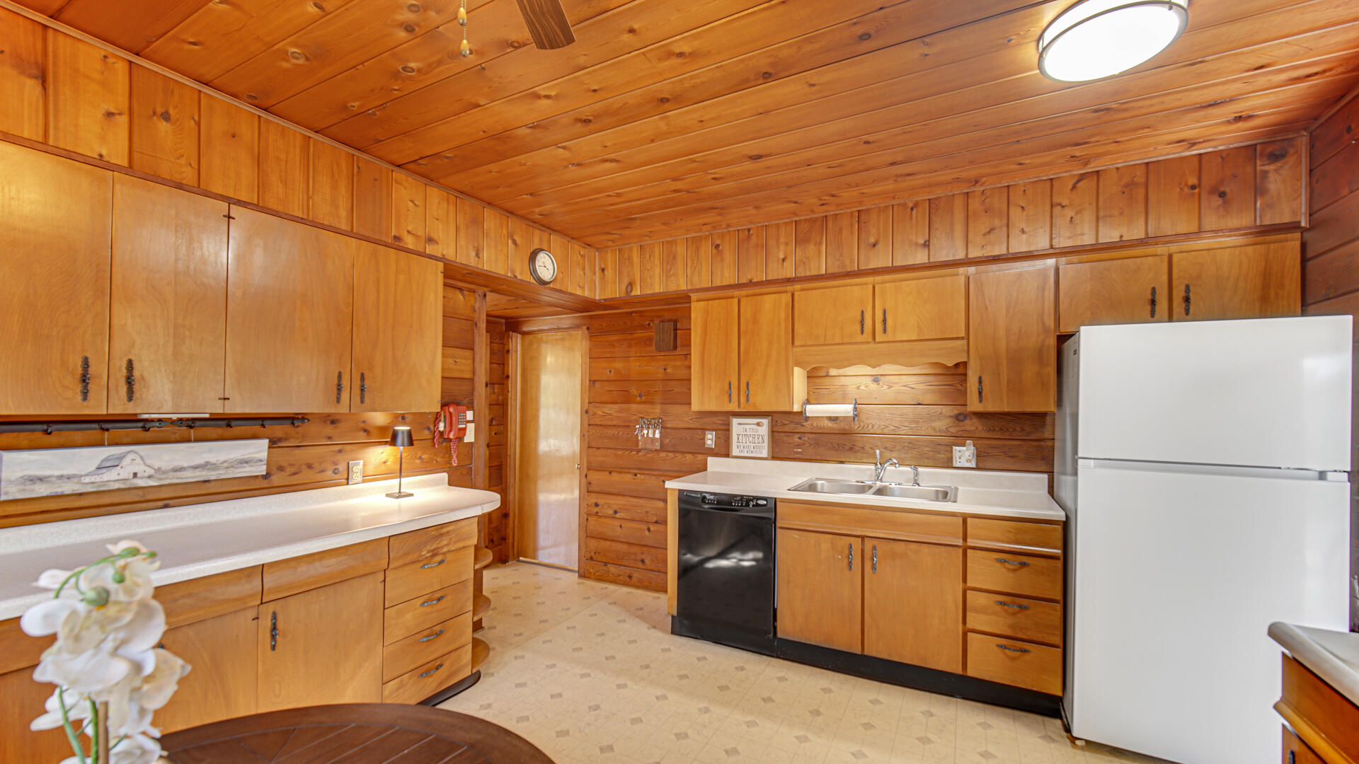 402 E Indiana Avenue, Chesterton, IN 46304; Image #10