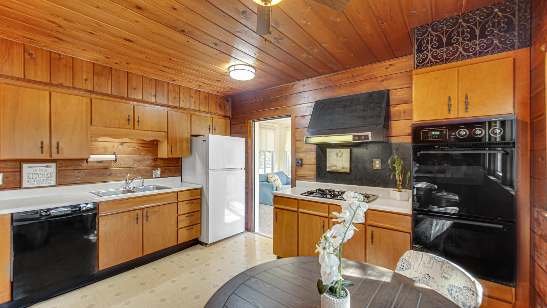 402 E Indiana Avenue, Chesterton, IN 46304; Image #13