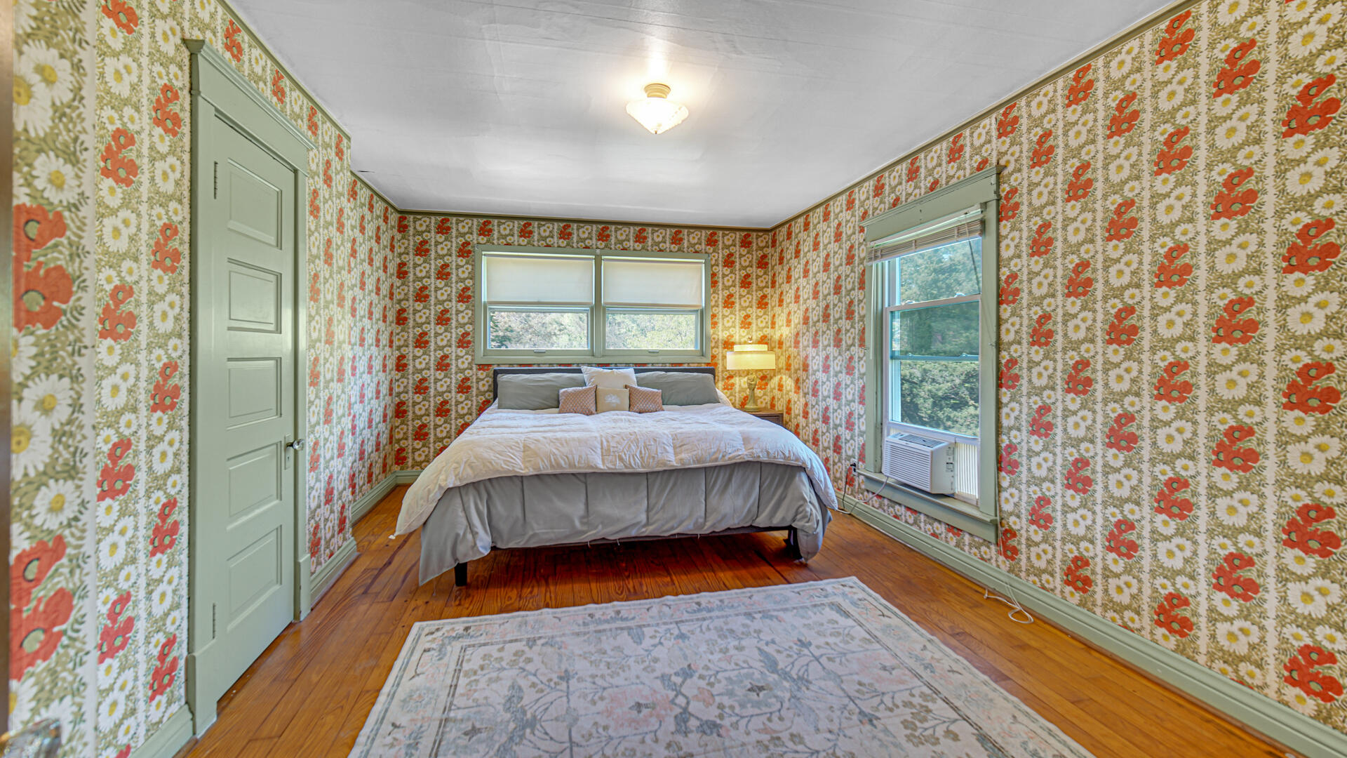 402 E Indiana Avenue, Chesterton, IN 46304; Image #17