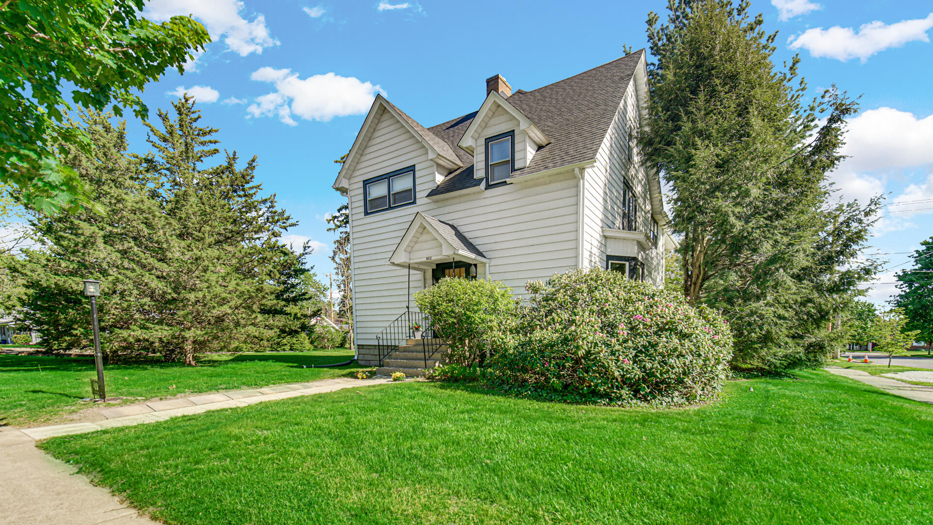 402 E Indiana Avenue, Chesterton, IN 46304; Image #2