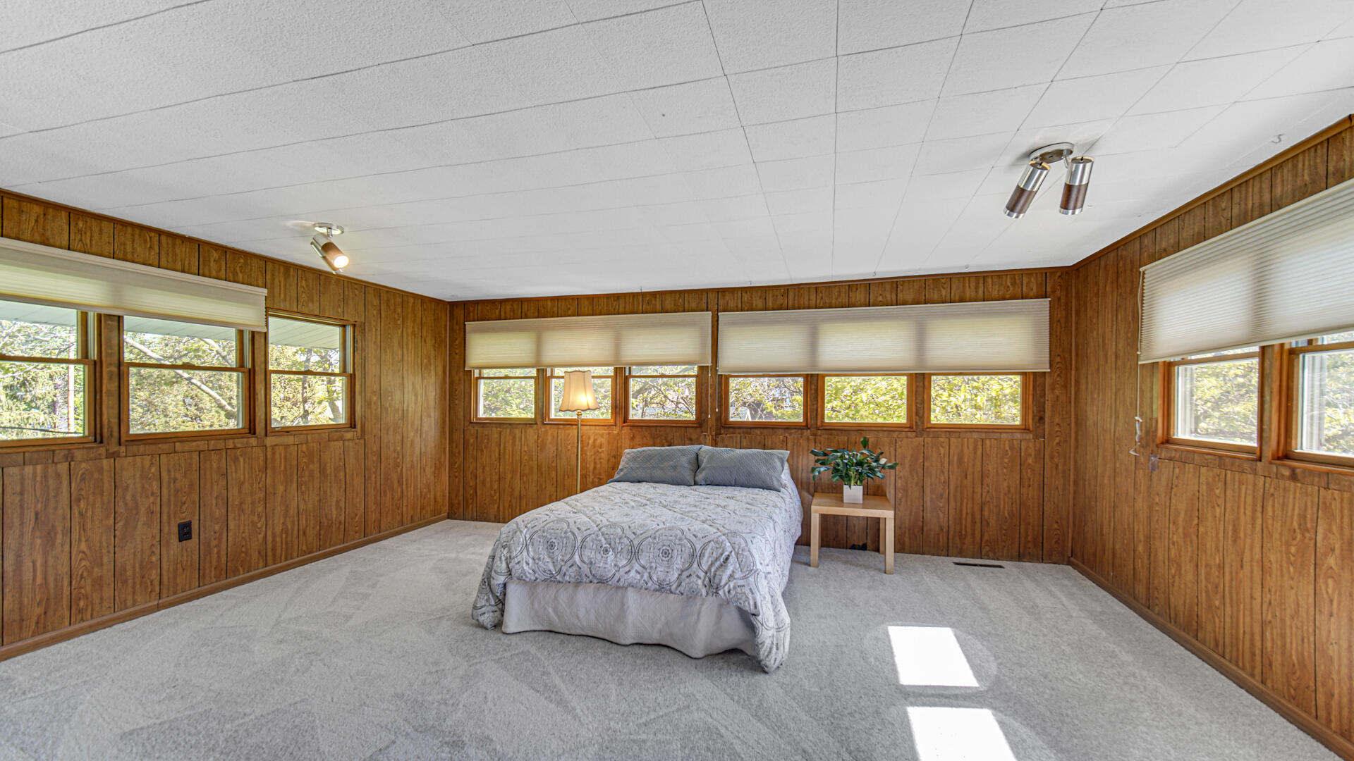 402 E Indiana Avenue, Chesterton, IN 46304; Image #22