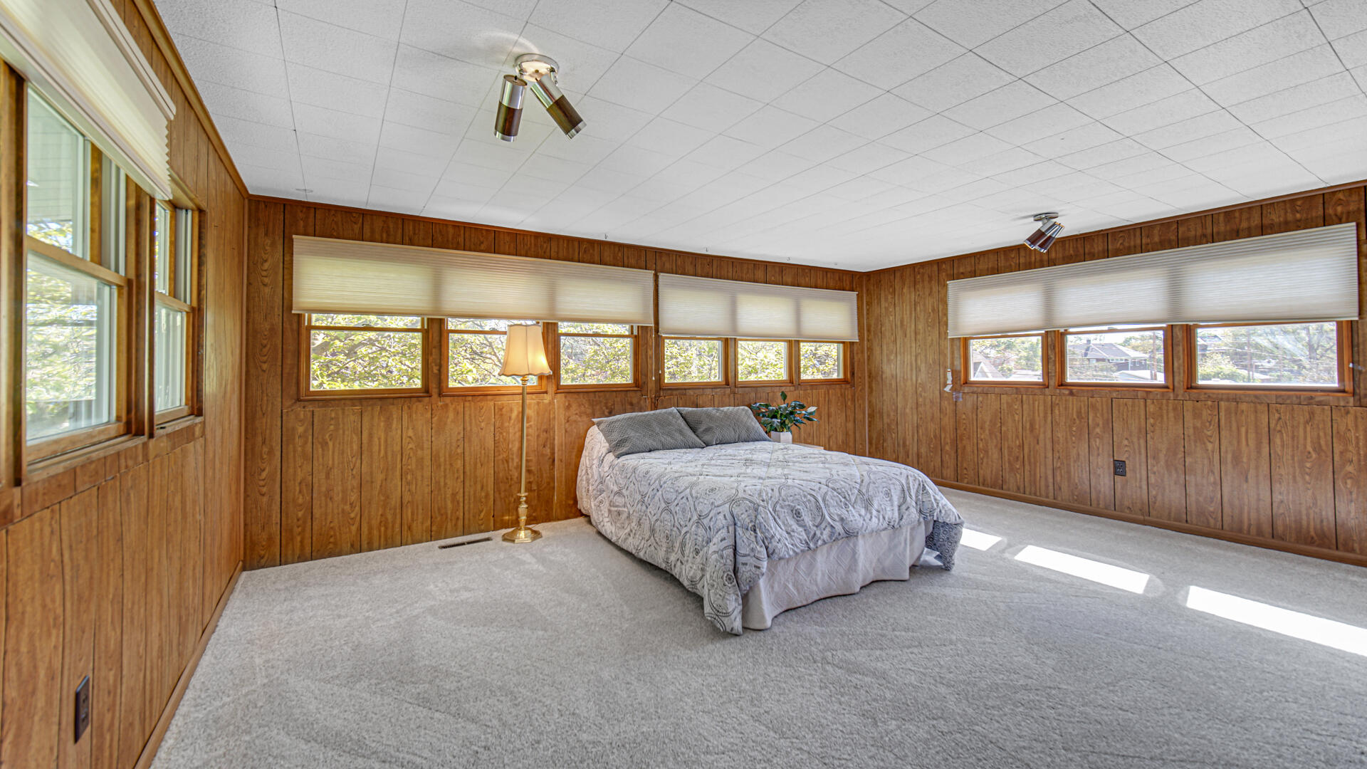 402 E Indiana Avenue, Chesterton, IN 46304; Image #23