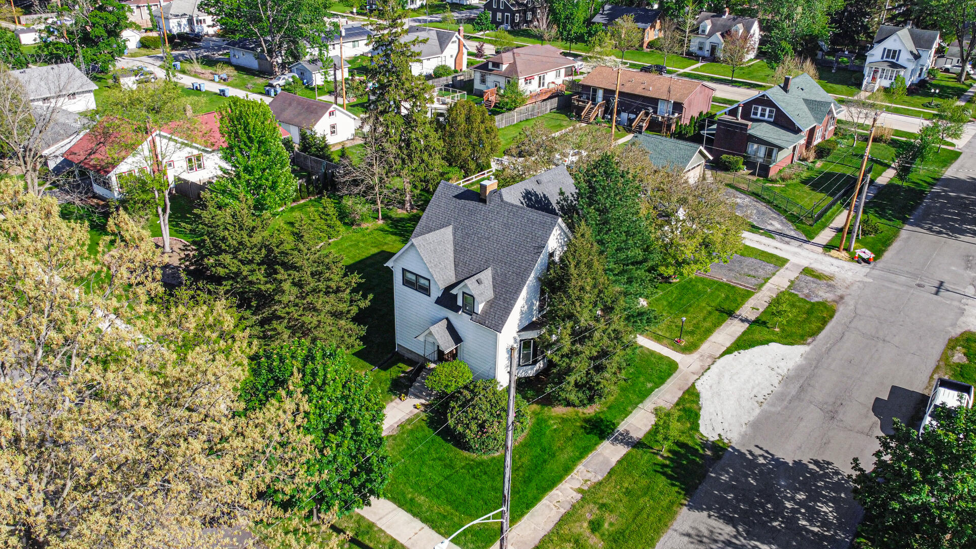 402 E Indiana Avenue, Chesterton, IN 46304; Image #33