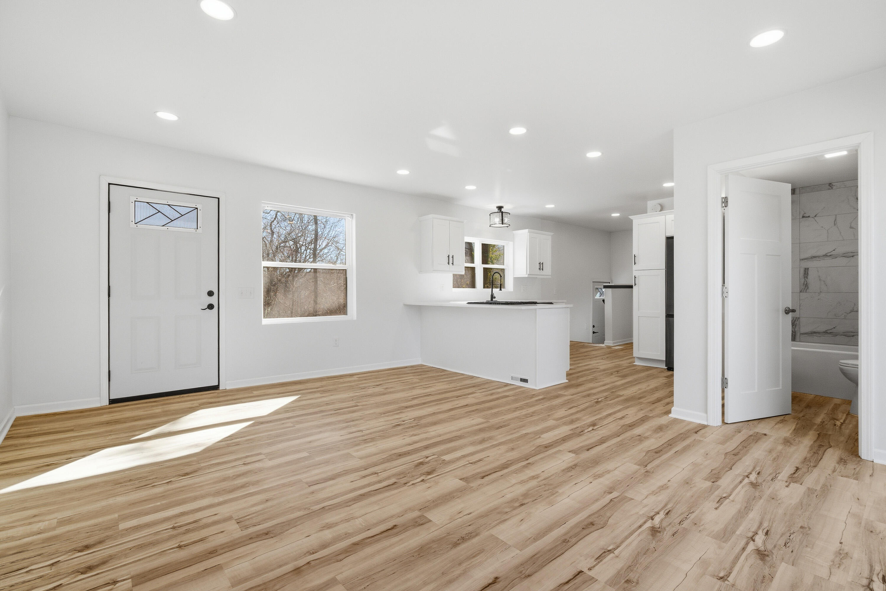 7325 Locust Avenue, Gary, IN 46403; Image #14