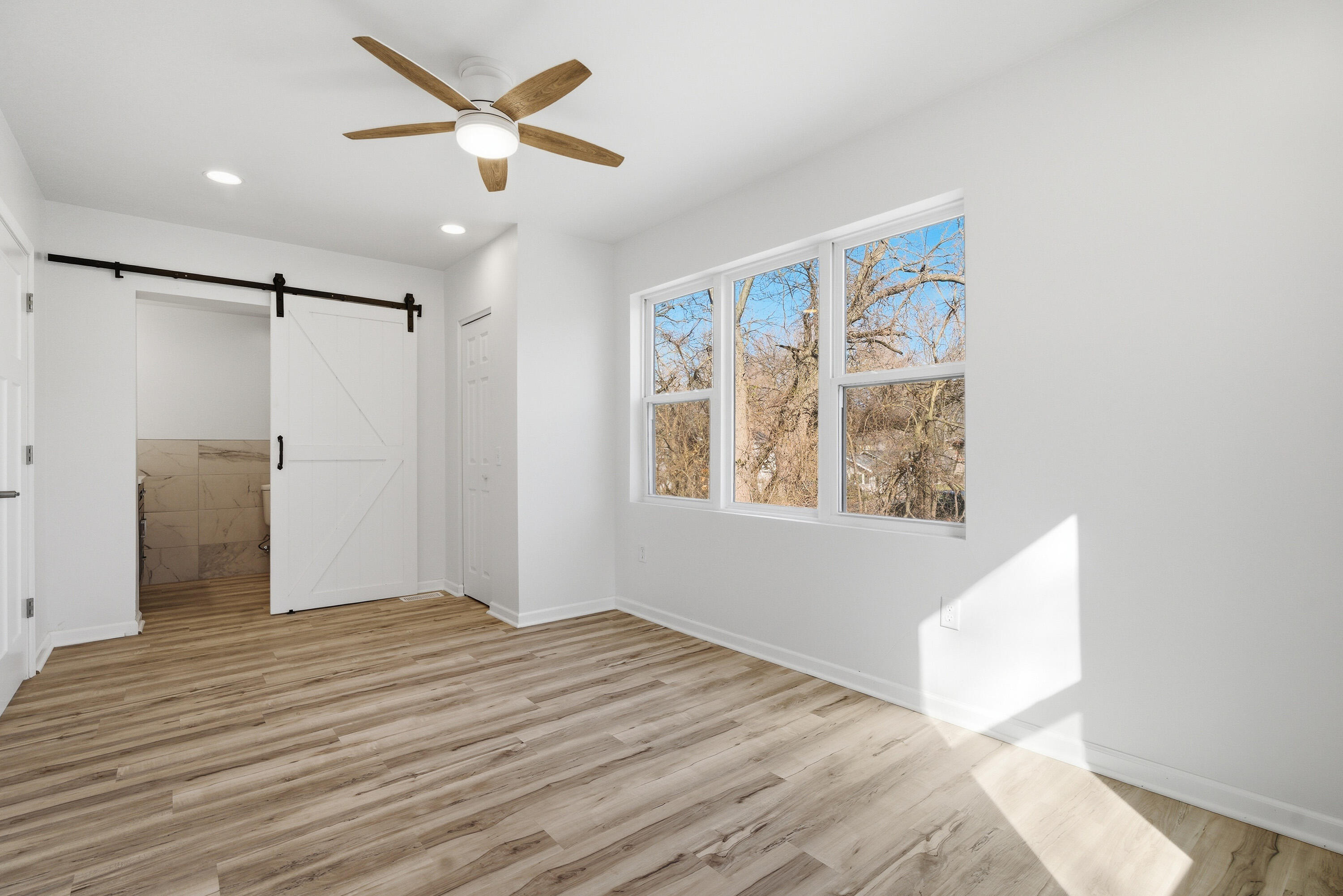 7325 Locust Avenue, Gary, IN 46403; Image #20
