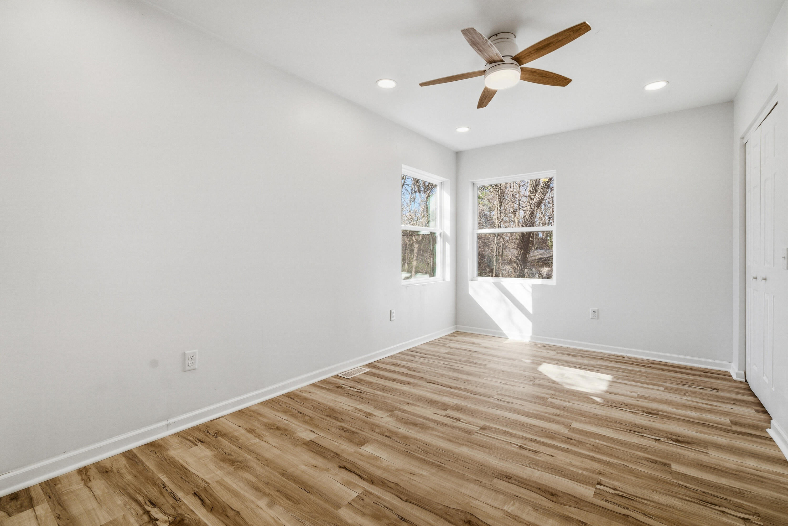 7325 Locust Avenue, Gary, IN 46403; Image #23