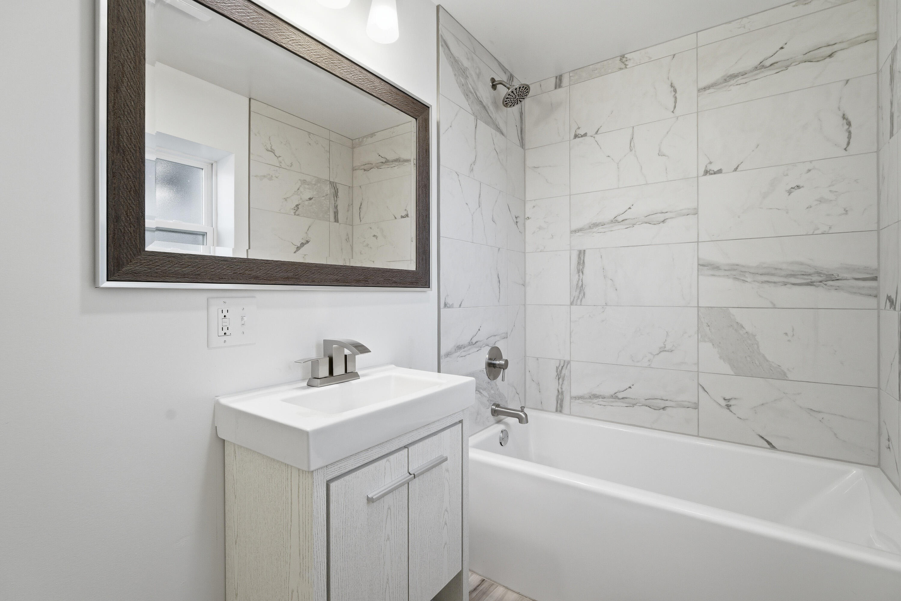 7325 Locust Avenue, Gary, IN 46403; Image #24