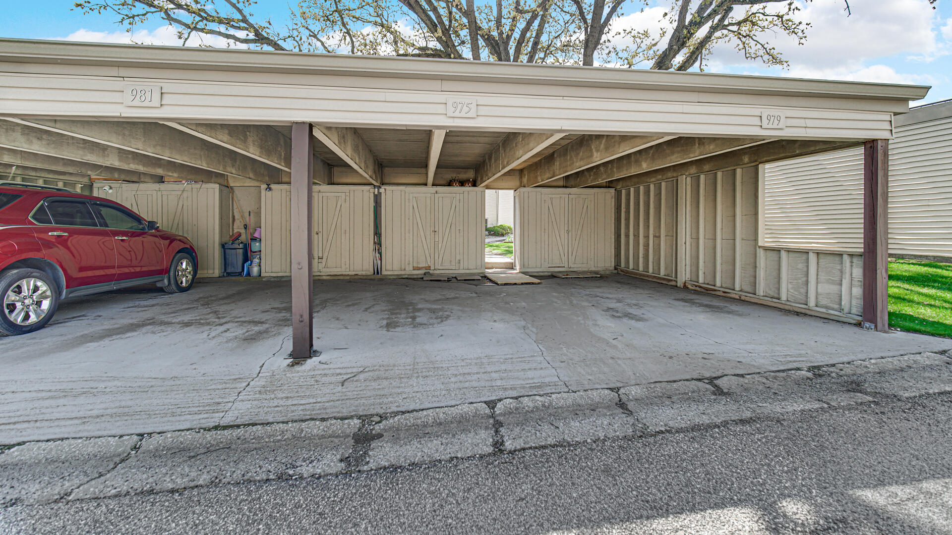 975 Millpond Road N, Valparaiso, IN 46385; Image #23
