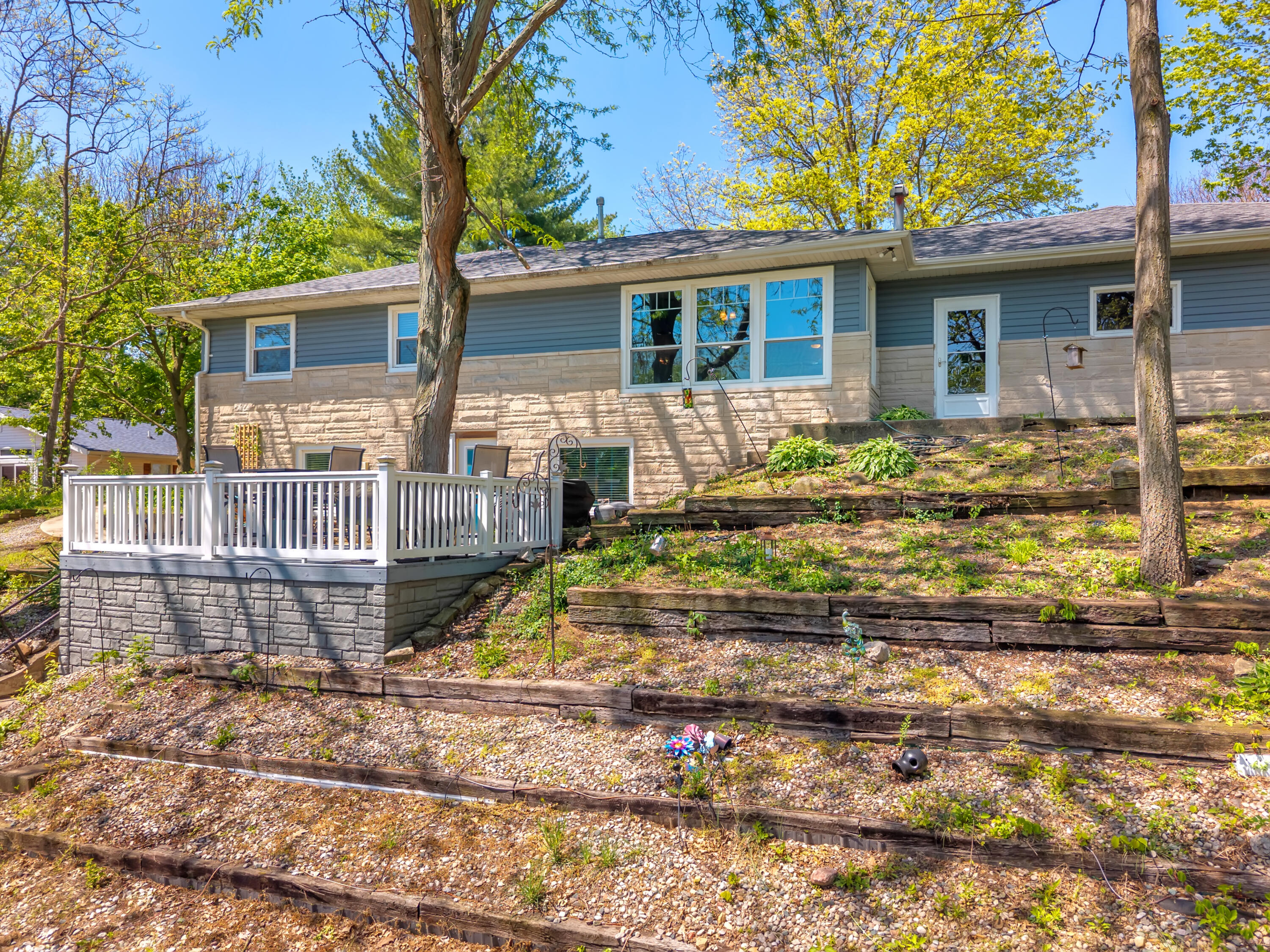 8395 N Kiger Drive, Monticello, IN 47960; Image #2