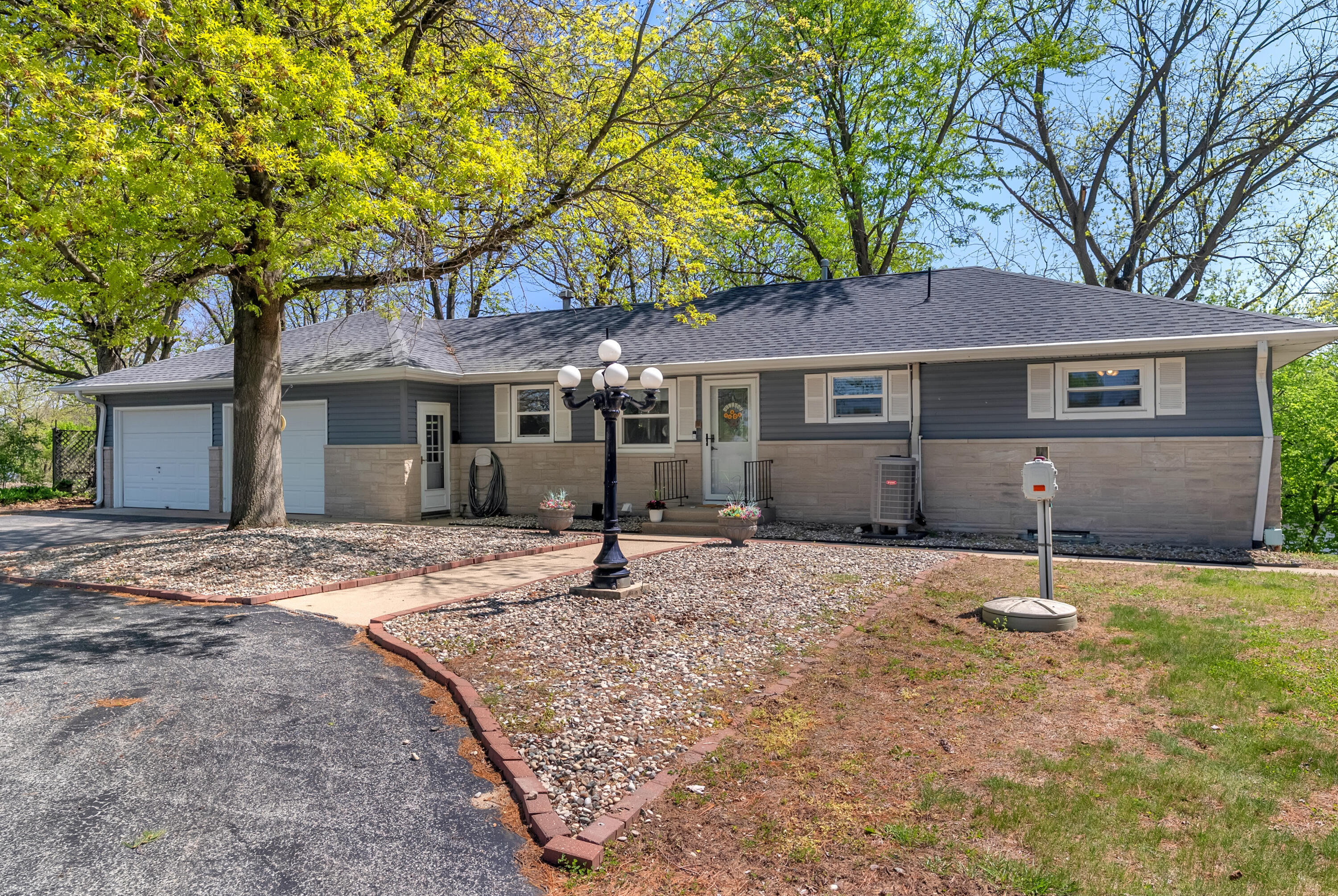 8395 N Kiger Drive, Monticello, IN 47960; Image #4