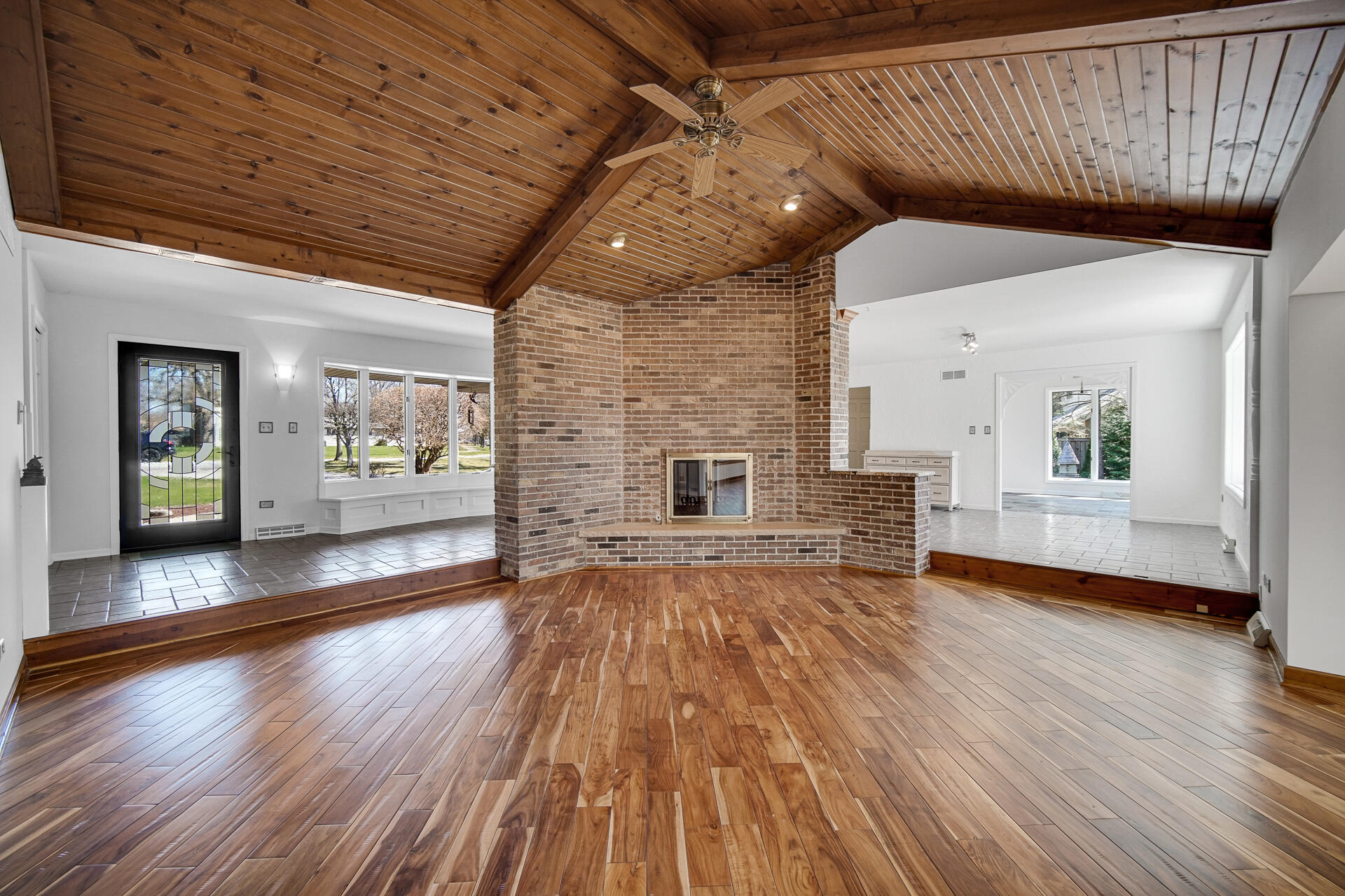 9894 W Oakridge Drive, St. John, IN 46373; Image #14