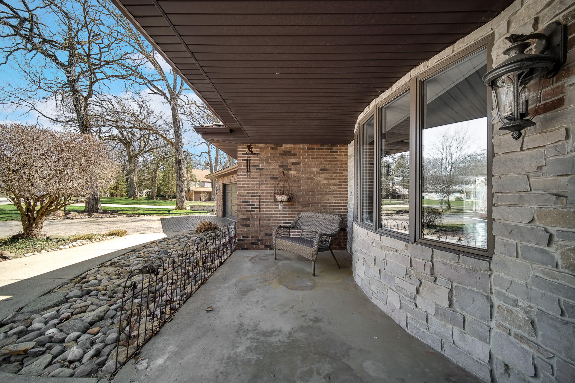 9894 W Oakridge Drive, St. John, IN 46373; Image #4