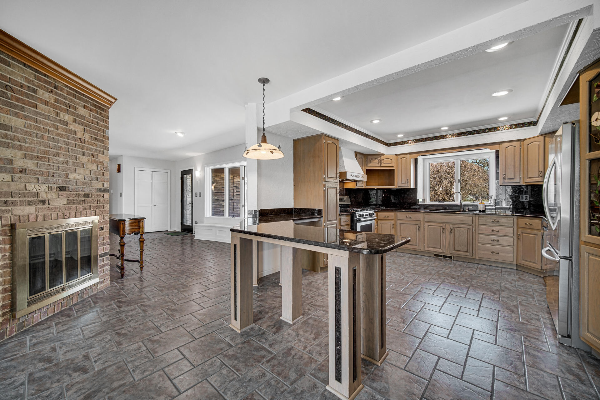 9894 W Oakridge Drive, St. John, IN 46373; Image #7
