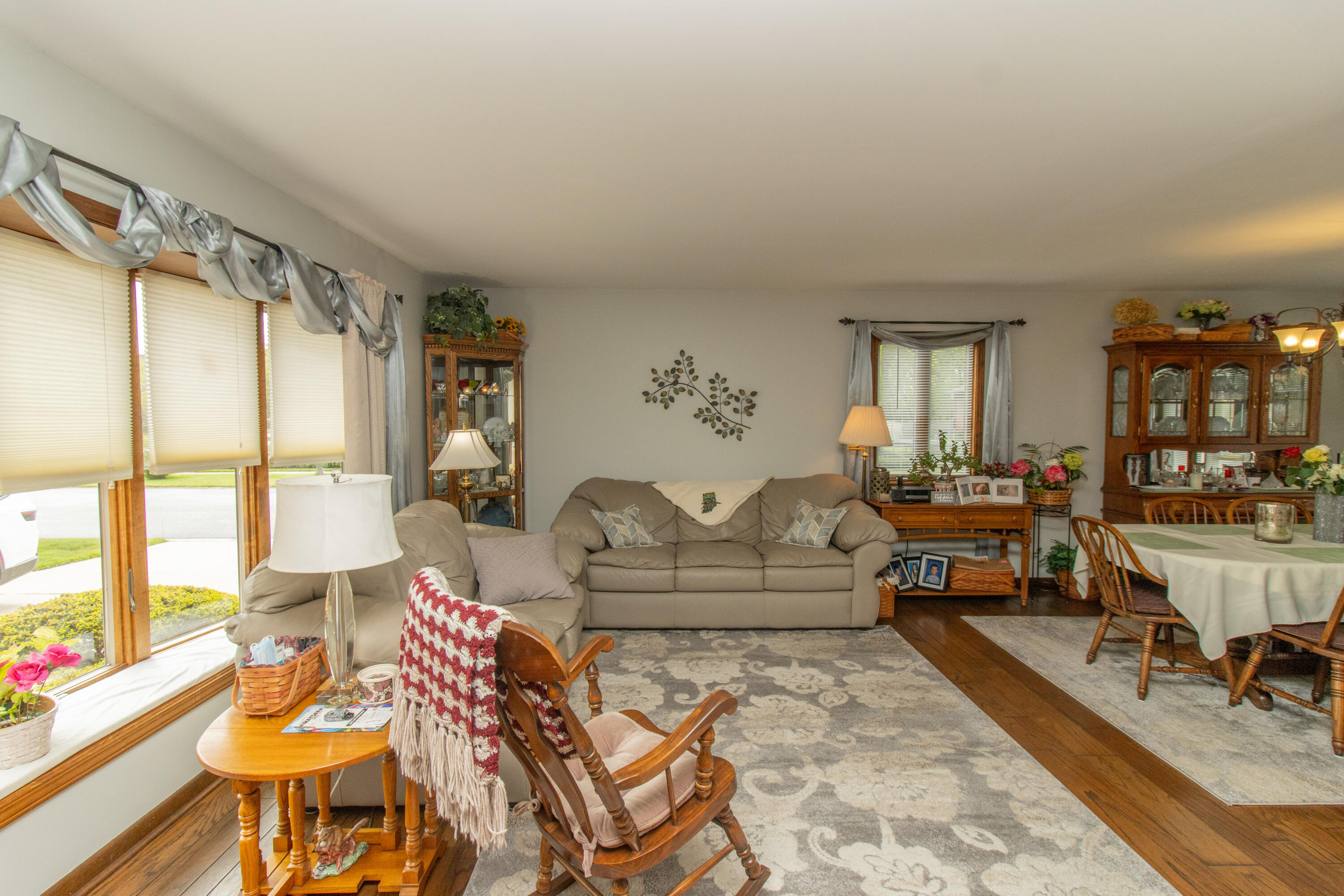 9838 Redbud Road, Munster, IN 46321; Image #10