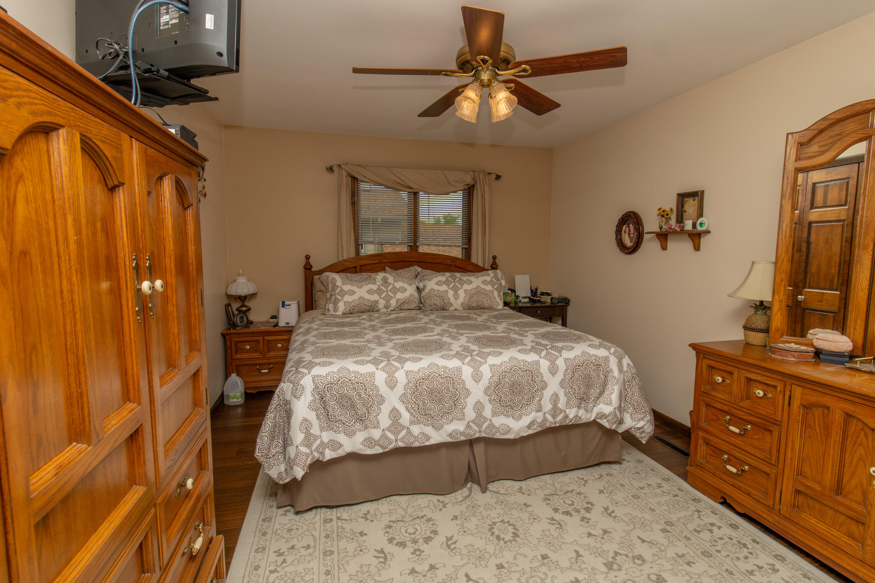 9838 Redbud Road, Munster, IN 46321; Image #12
