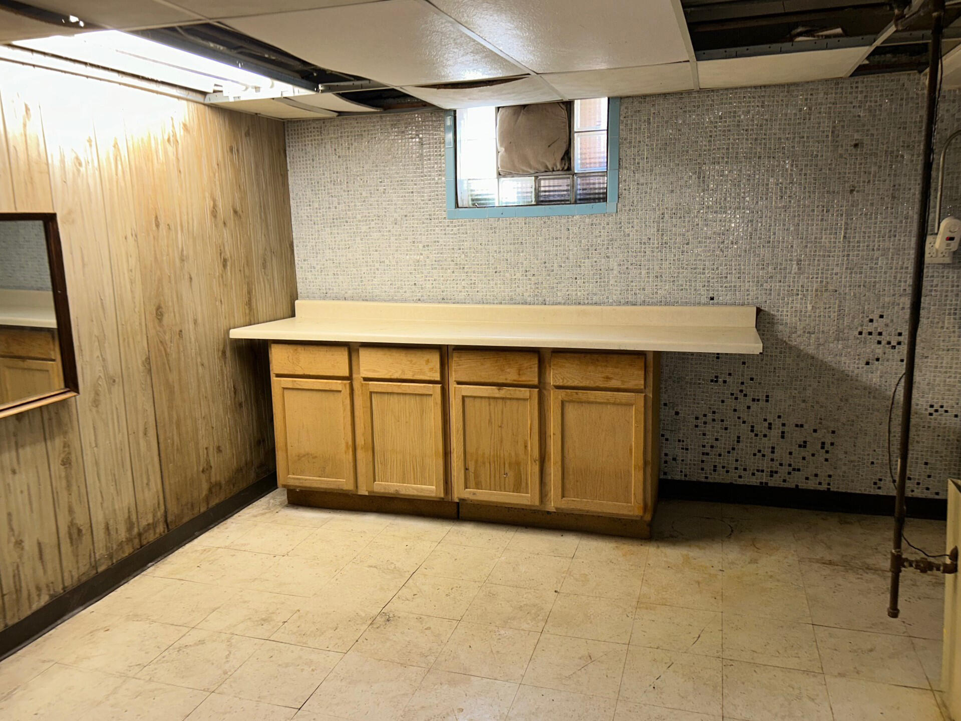2048 Roosevelt Place, Gary, IN 46404; Image #23