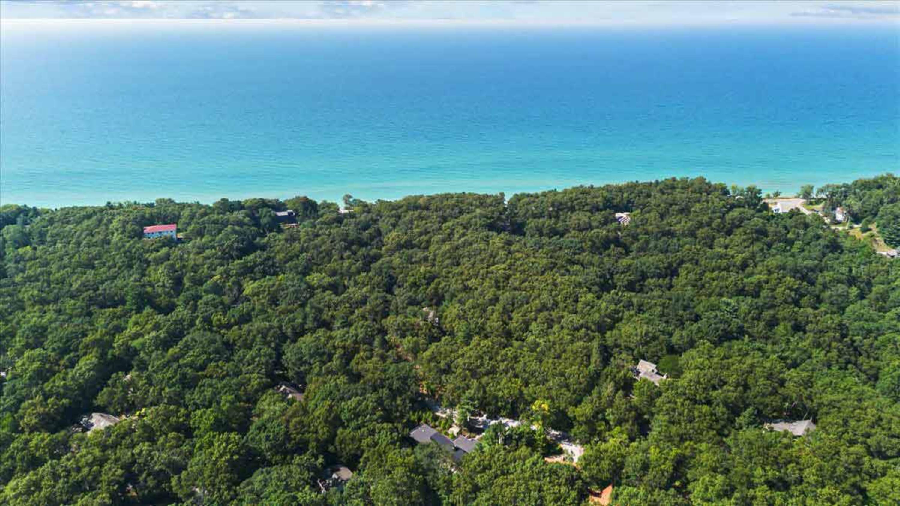10 S Oval Avenue, Beverly Shores, IN 46301; Image #42