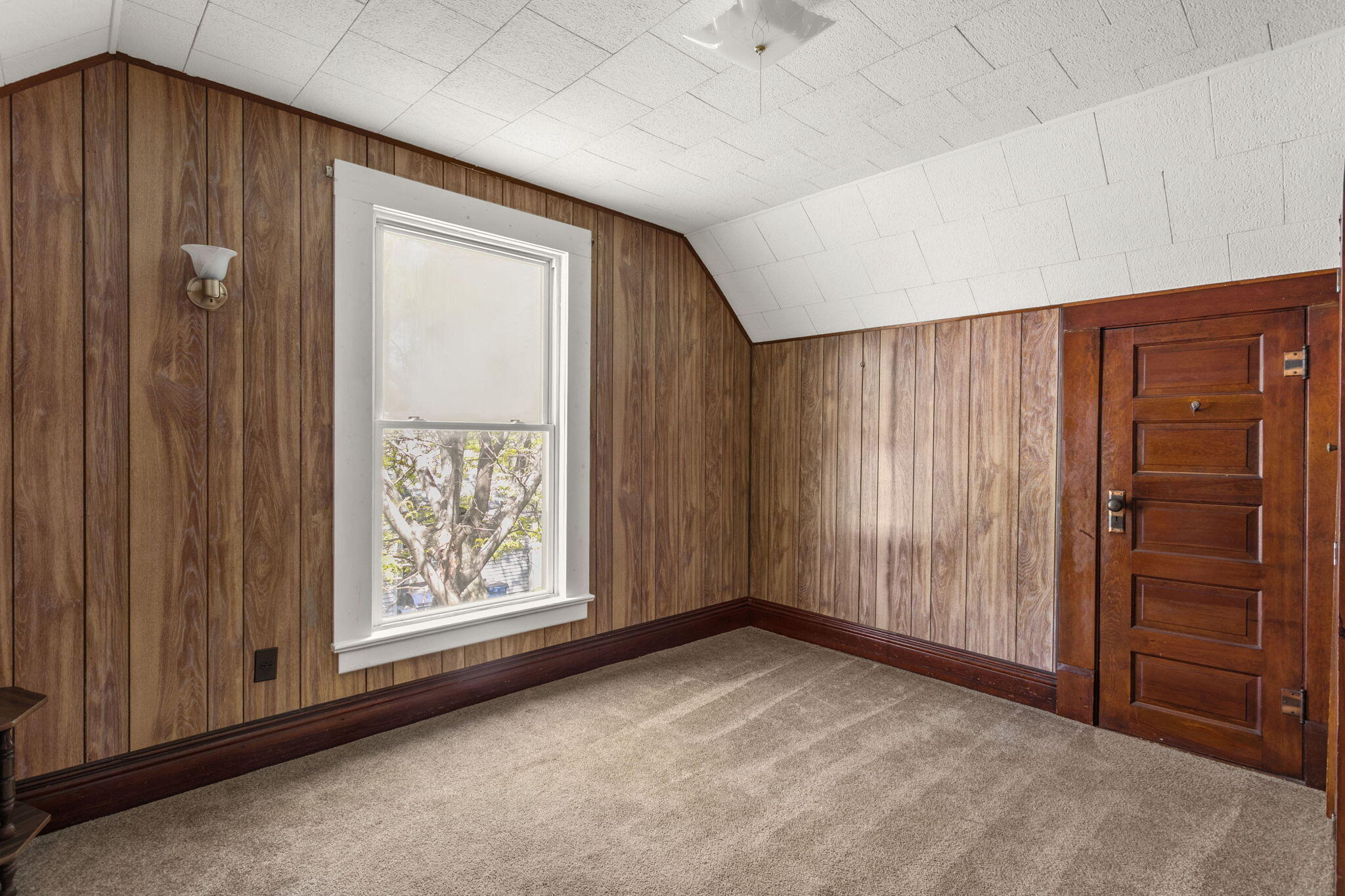 307 E Oneida Street, La Crosse, IN 46348; Image #17