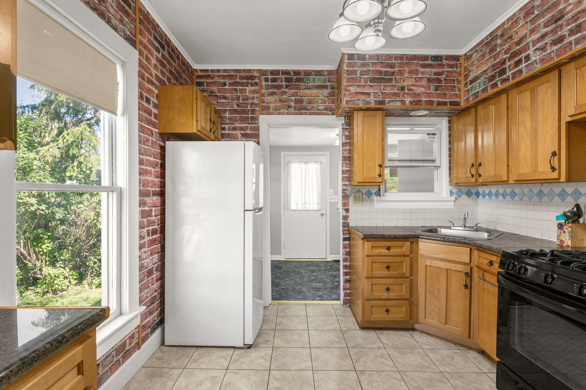307 E Oneida Street, La Crosse, IN 46348; Image #24