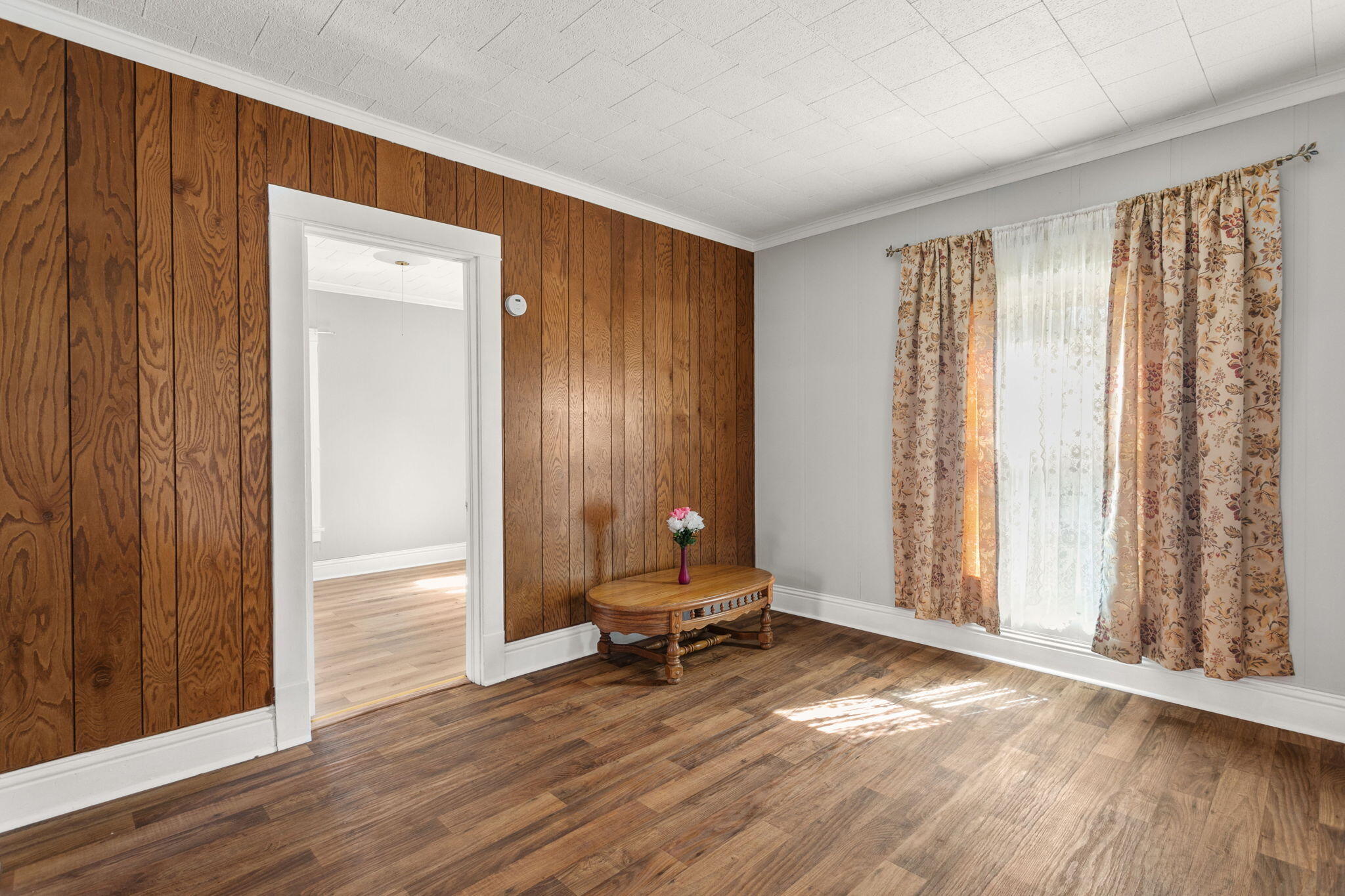 307 E Oneida Street, La Crosse, IN 46348; Image #6