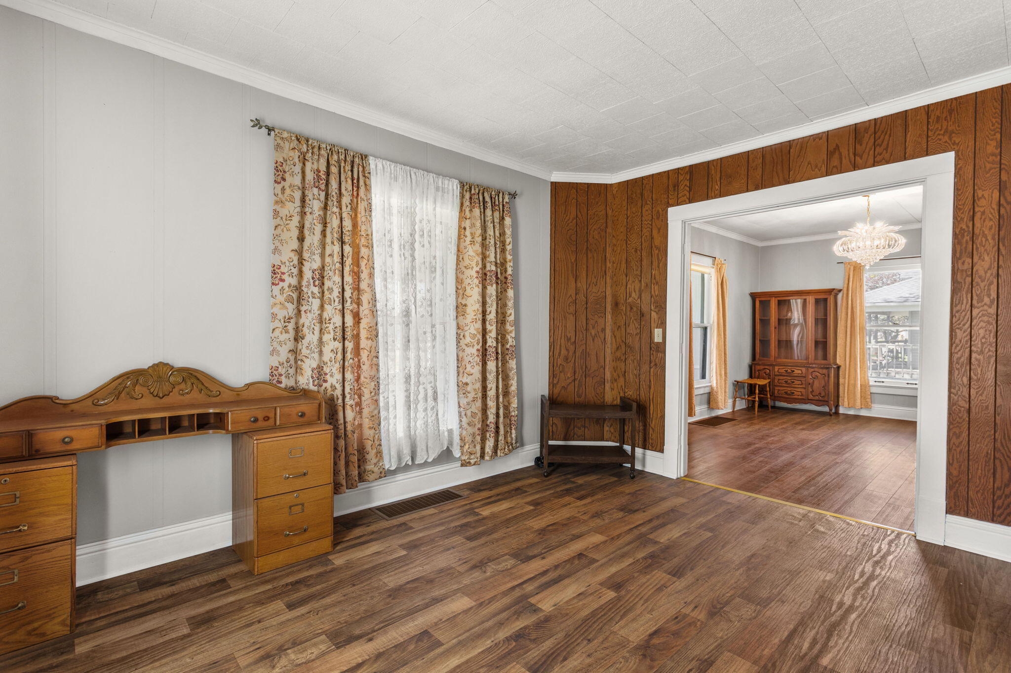 307 E Oneida Street, La Crosse, IN 46348; Image #9