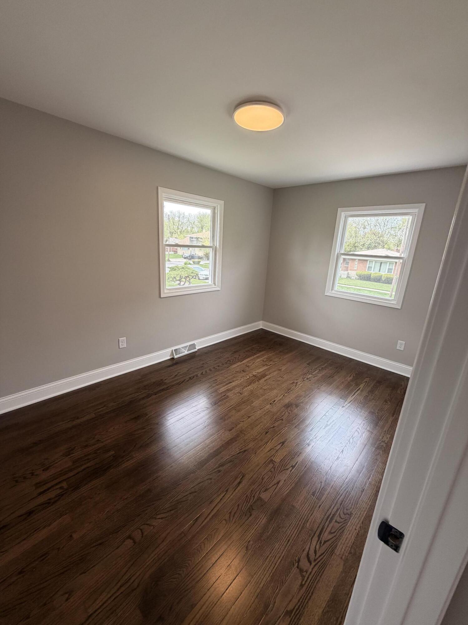 621 E 52nd Avenue, Merrillville, IN 46410; Image #19