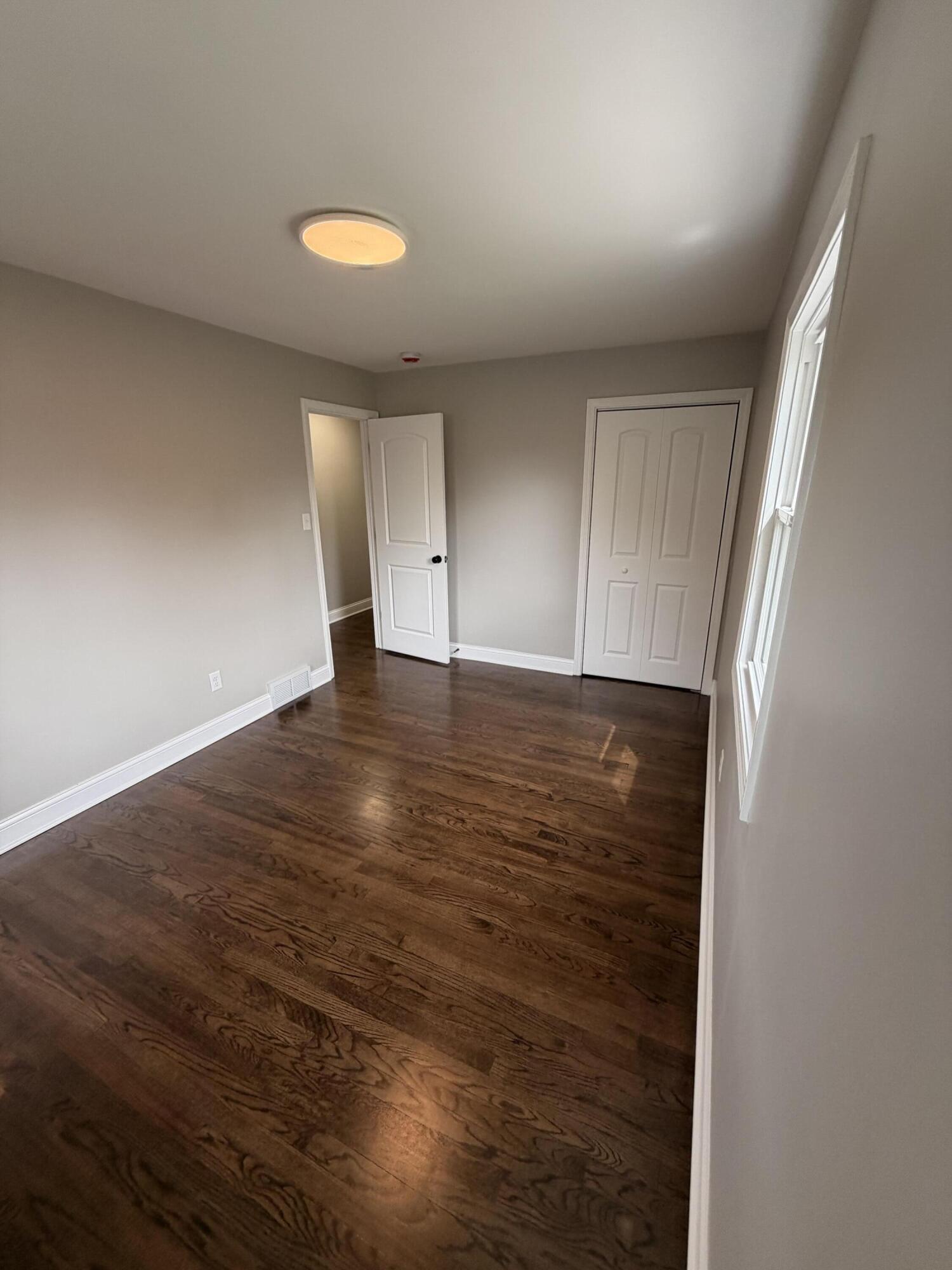 621 E 52nd Avenue, Merrillville, IN 46410; Image #24