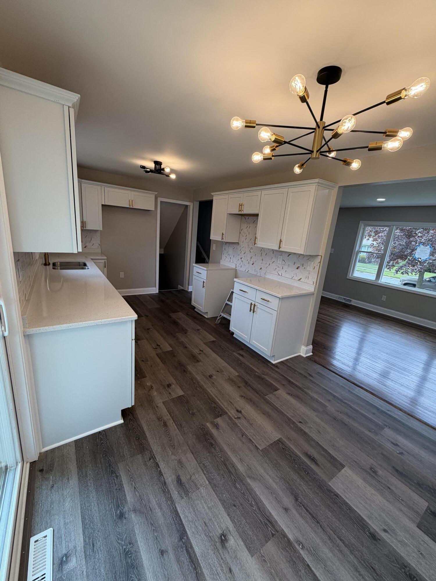 621 E 52nd Avenue, Merrillville, IN 46410; Image #25