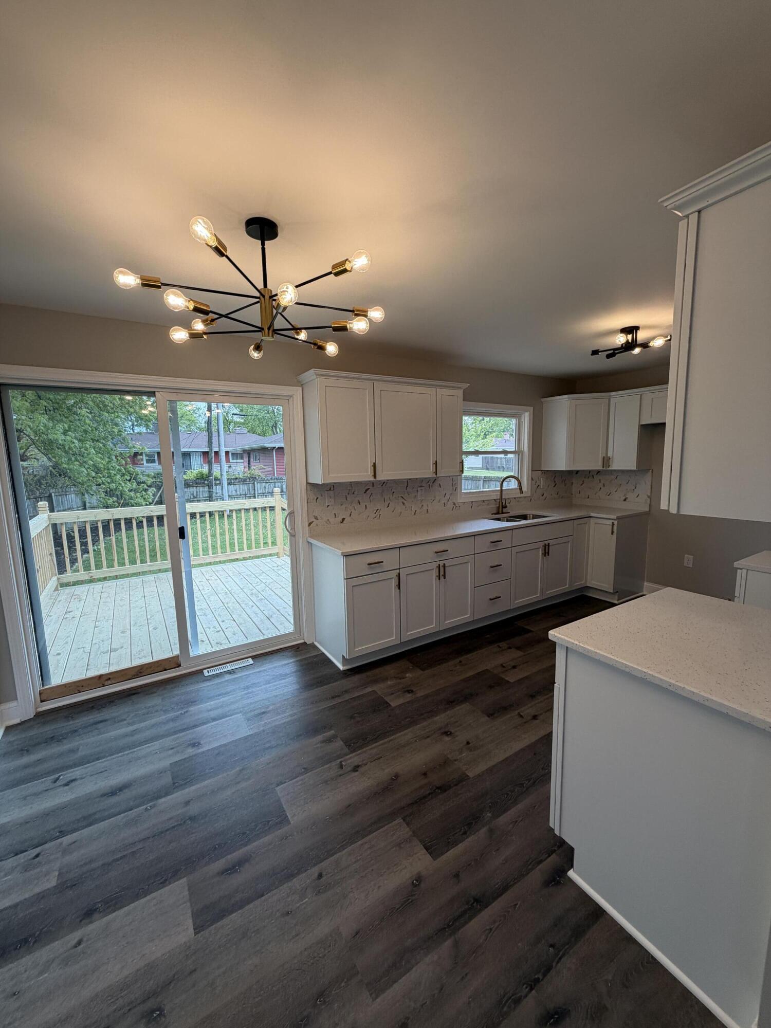 621 E 52nd Avenue, Merrillville, IN 46410; Image #7