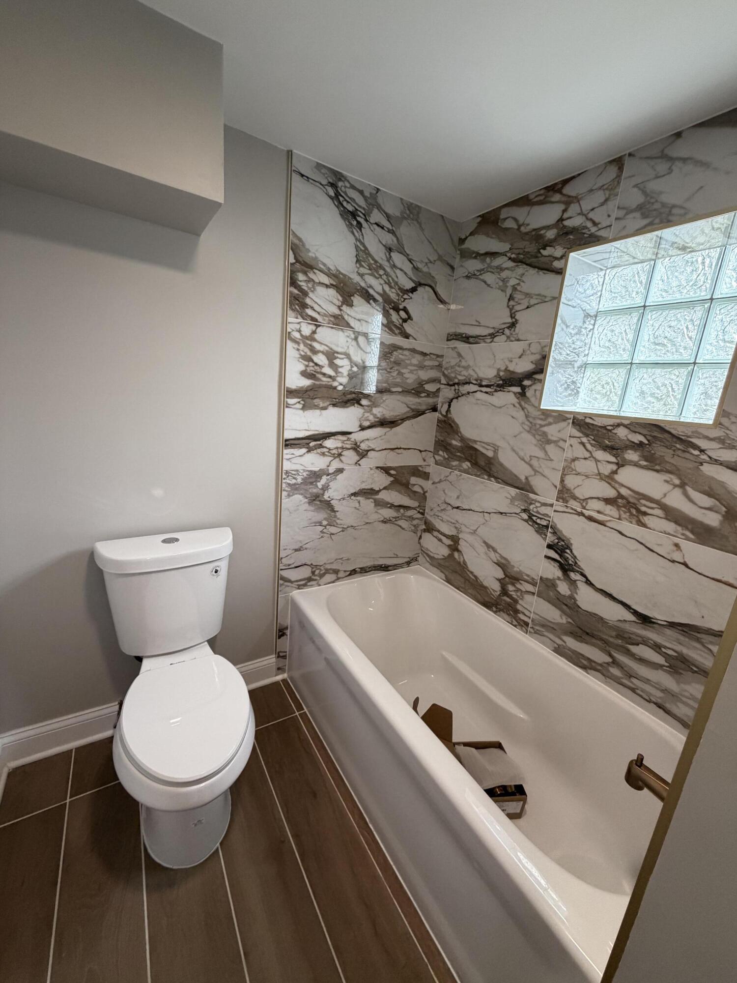 621 E 52nd Avenue, Merrillville, IN 46410; Image #9