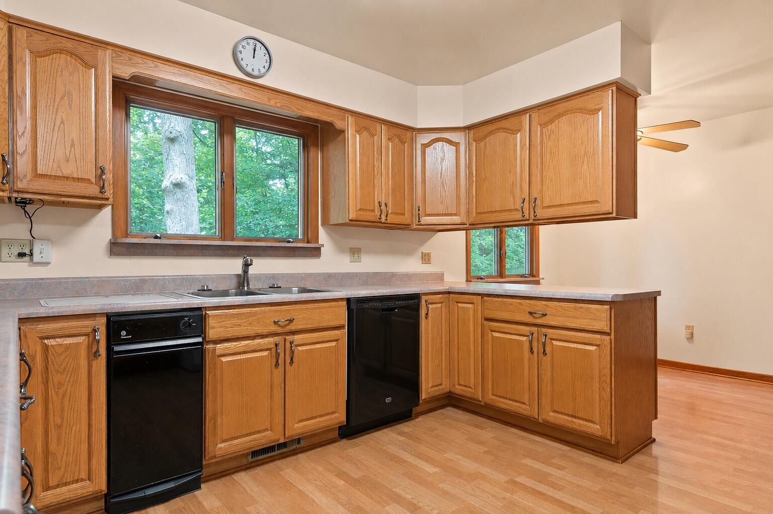 9096 Knickerbocker Street, St. John, IN 46373; Image #12